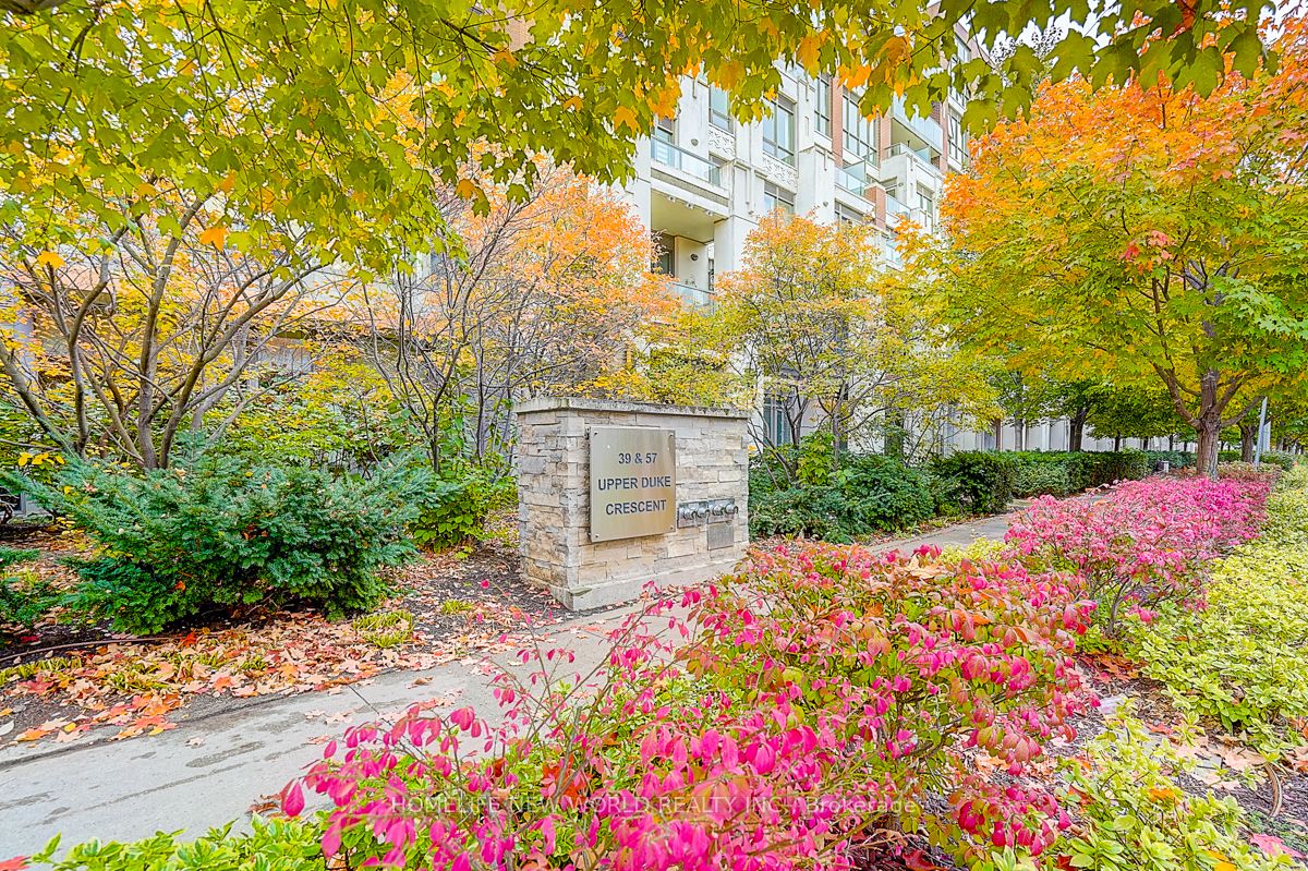 57 Upper Duke Crescent 510 Property Photo 3