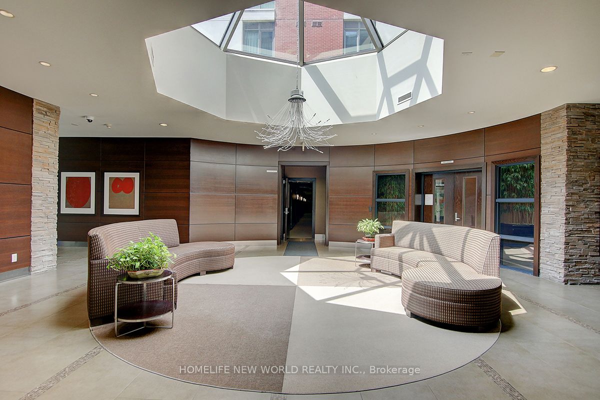 57 Upper Duke Crescent 510 Property Photo 4