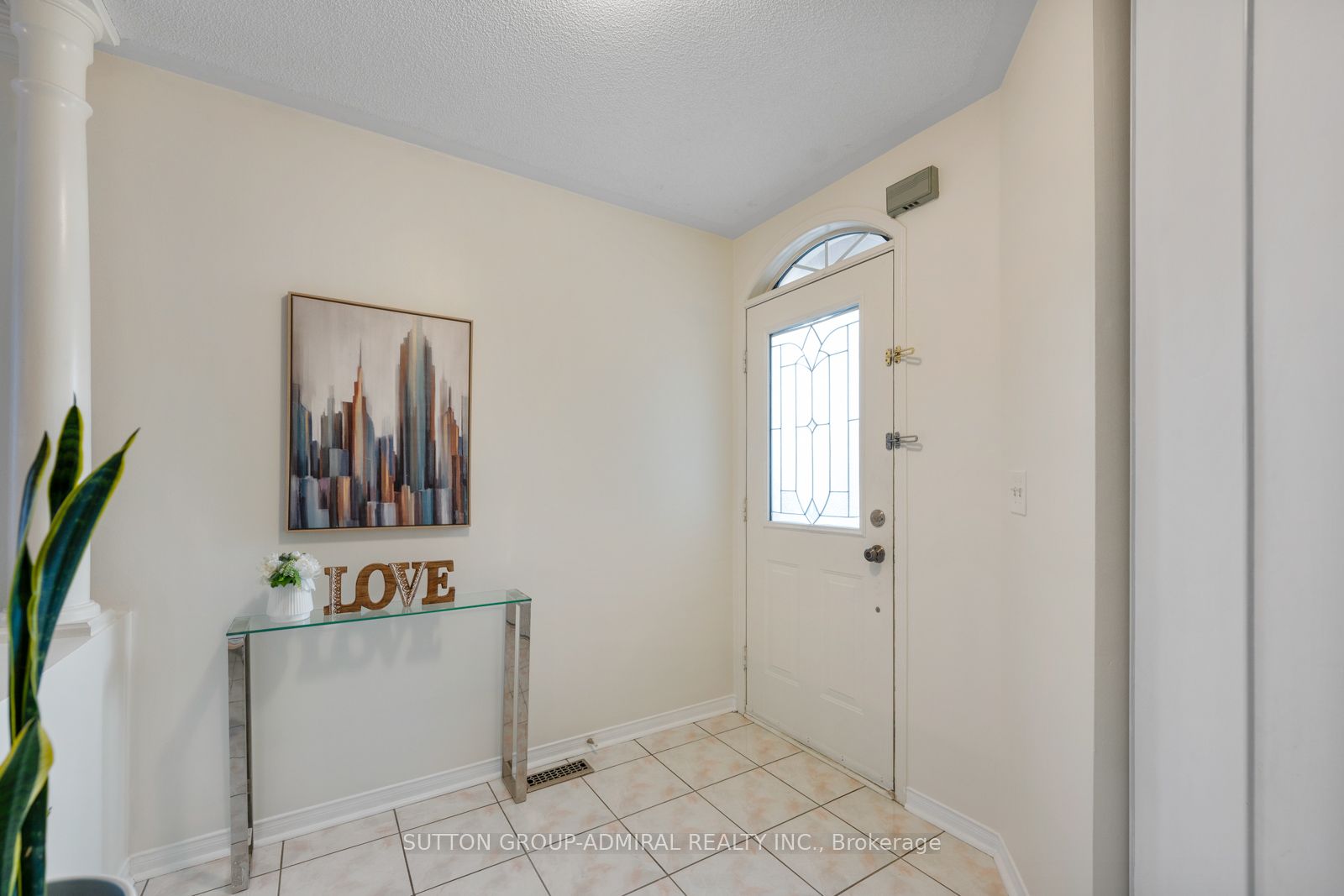 25 Umbria Crescent Property Photo 3