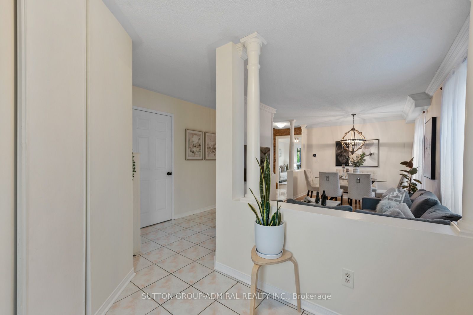 25 Umbria Crescent Property Photo 5