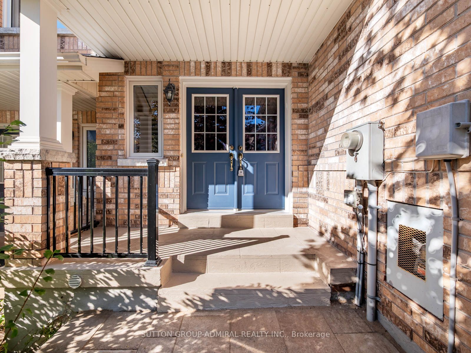 255 Shaftsbury Avenue 26 Property Photo 3