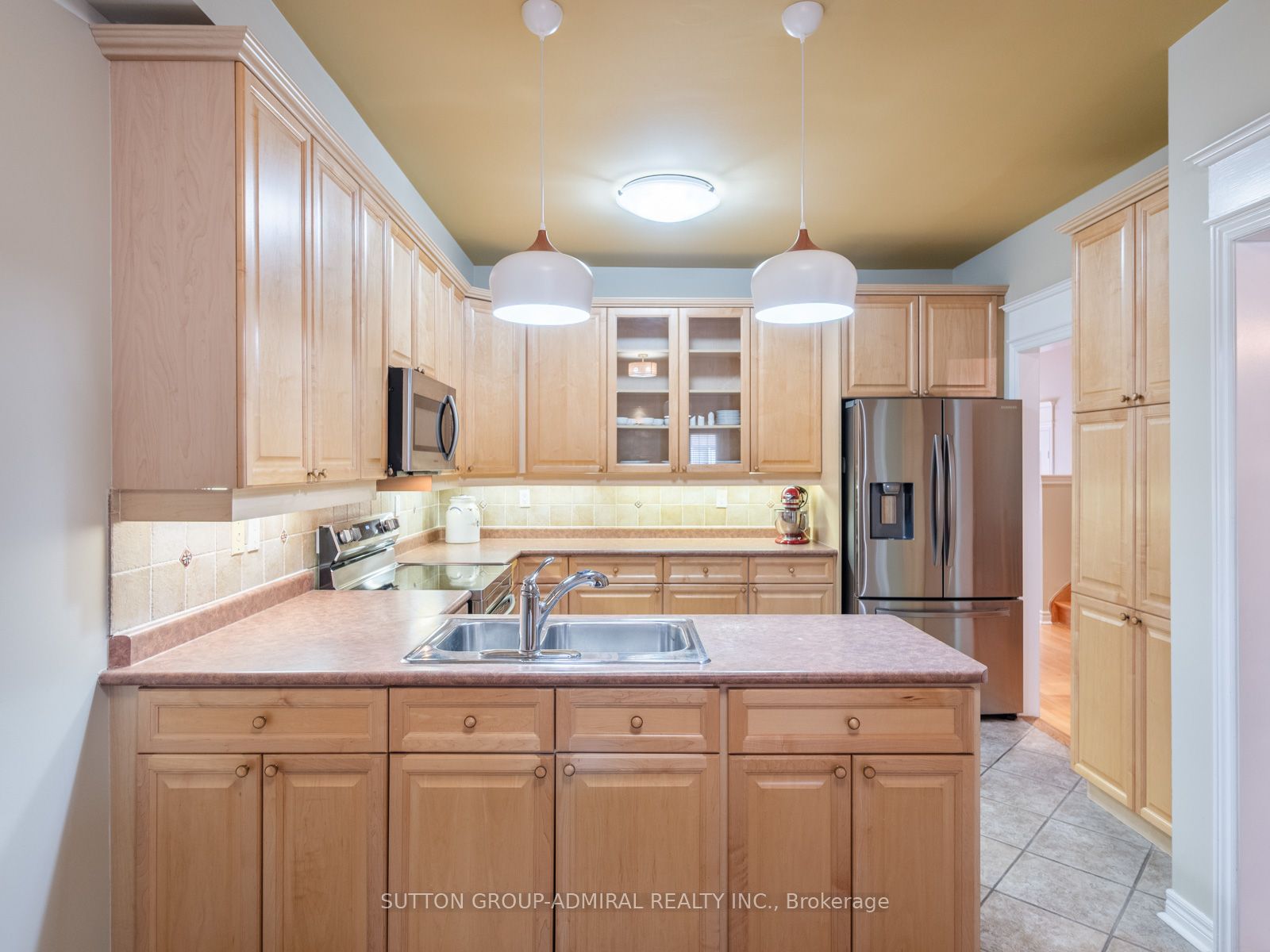 255 Shaftsbury Avenue 26 Property Photo 8