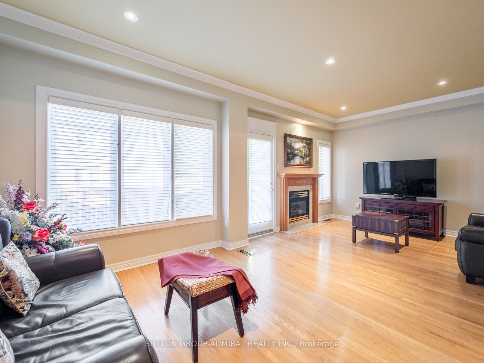 255 Shaftsbury Avenue 26 Property Photo 16