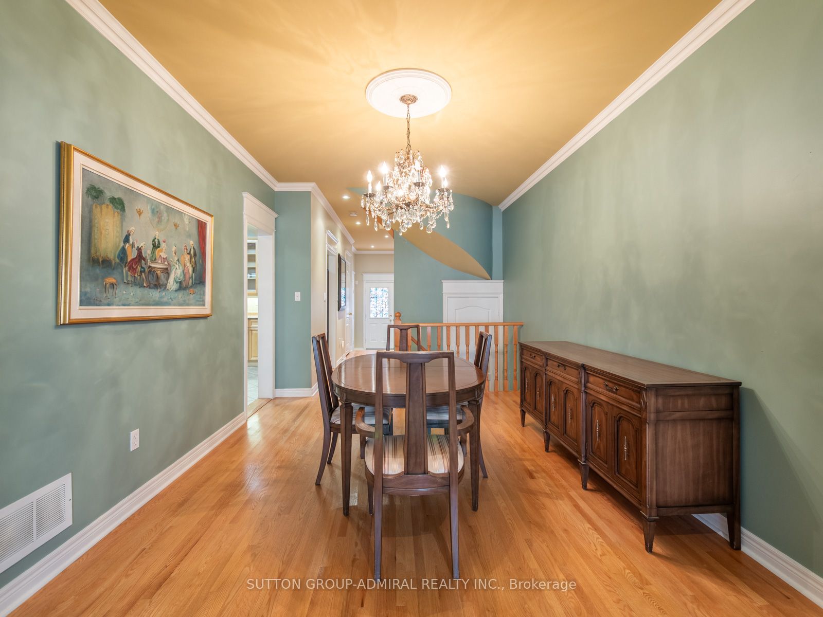 255 Shaftsbury Avenue 26 Property Photo 17