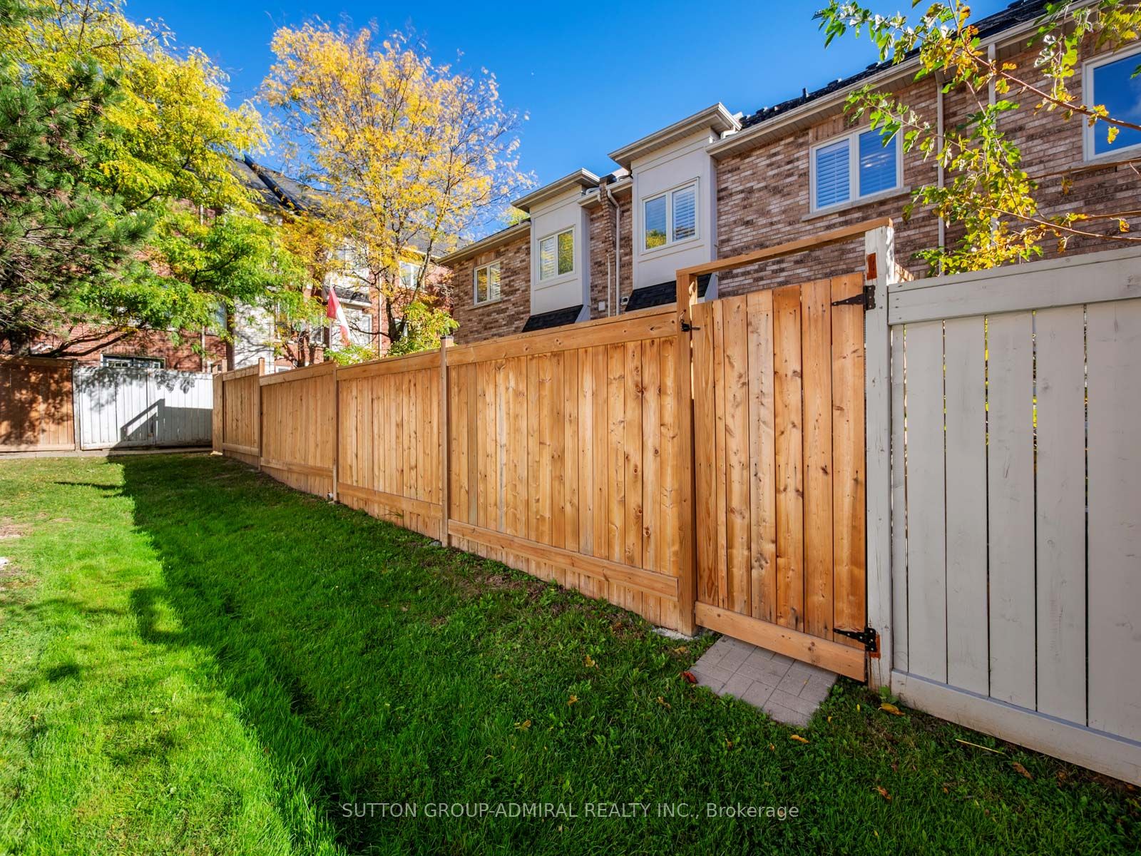 255 Shaftsbury Avenue 26 Property Photo 35