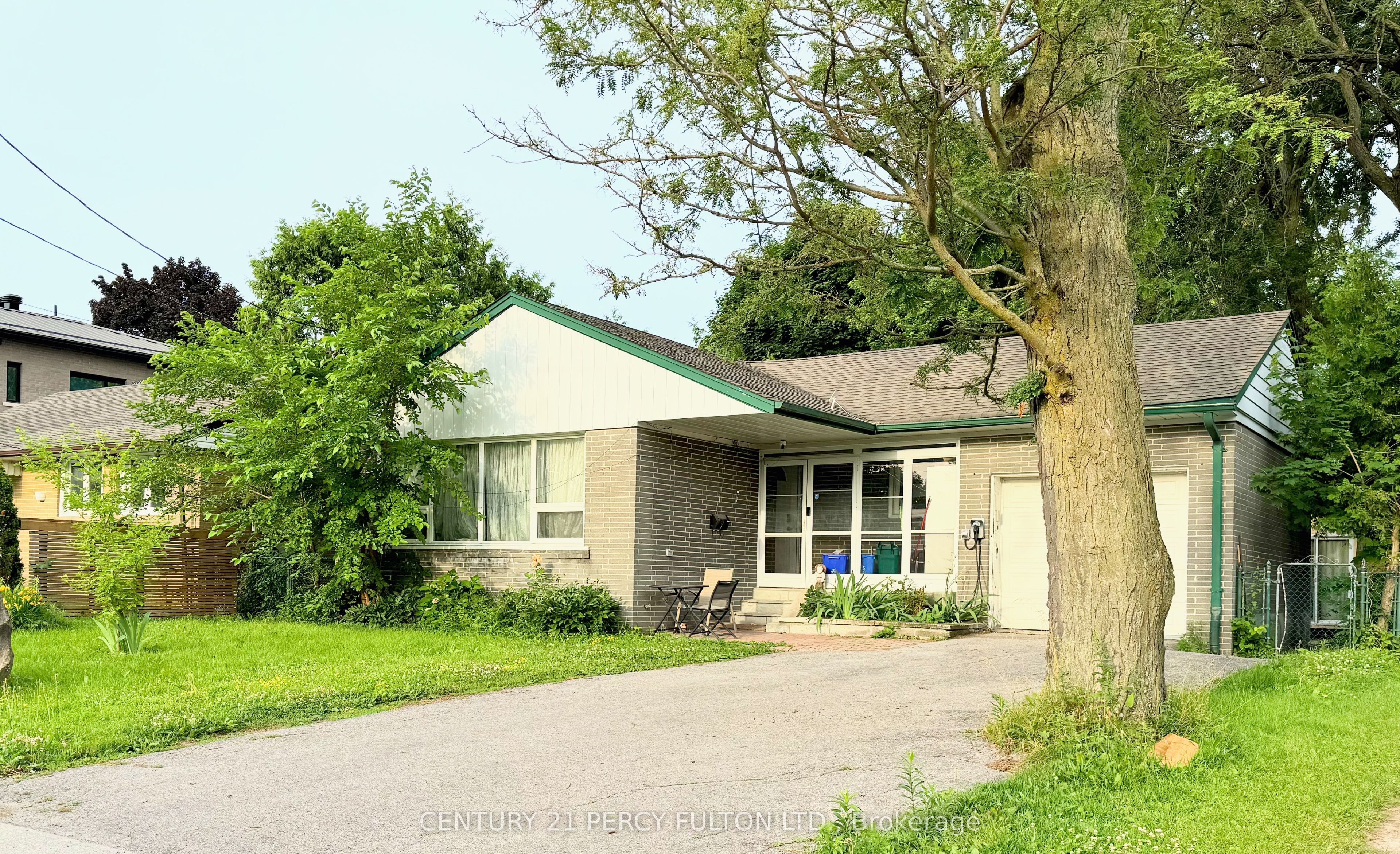 272 Conestoga Ave Property Photo 1