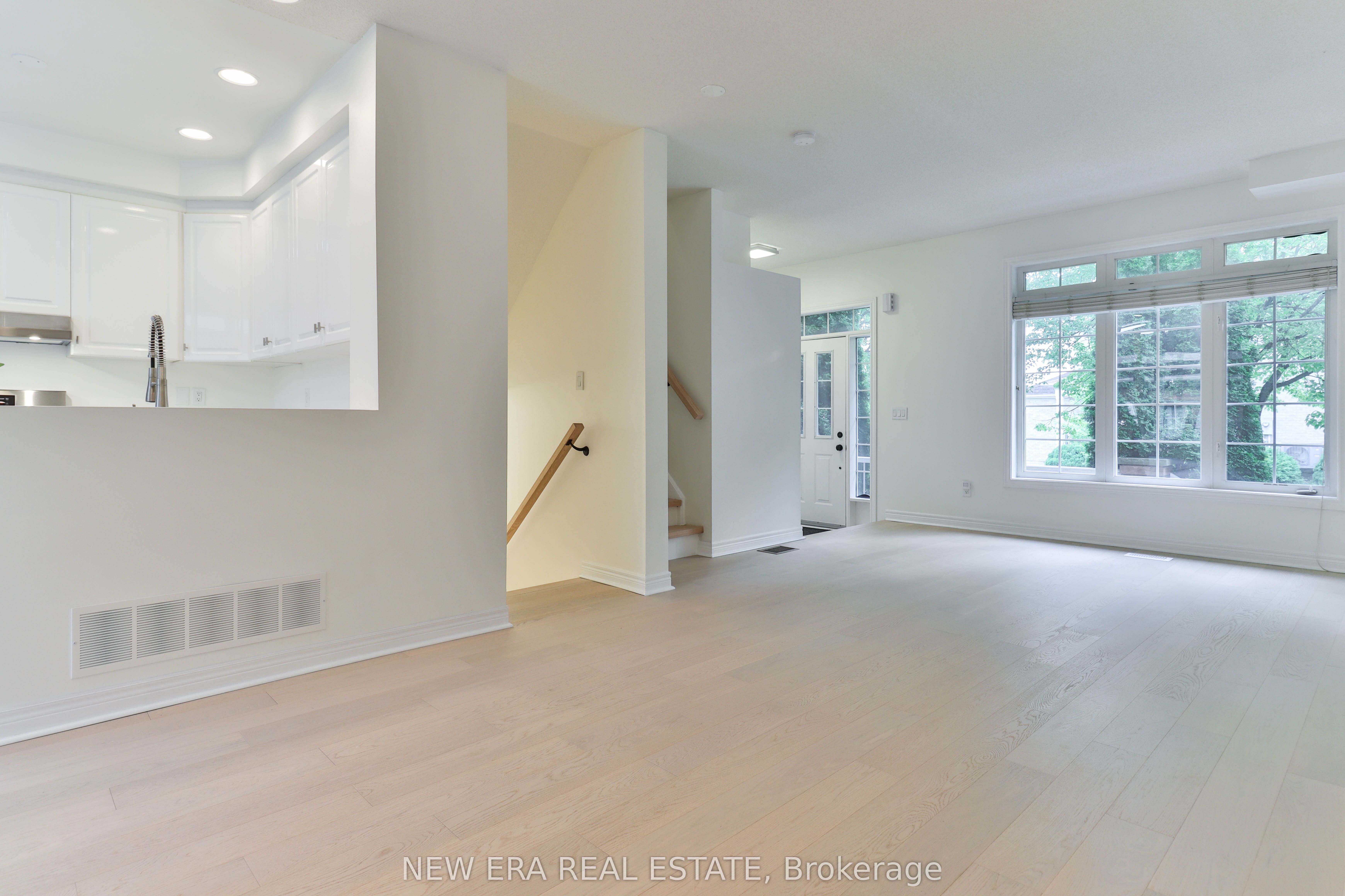 3 Sharon Lee Drive Property Photo 4