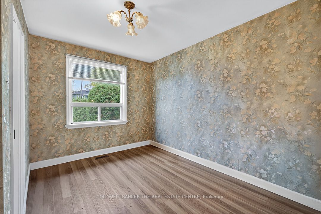 275 Maple Street Property Photo 13