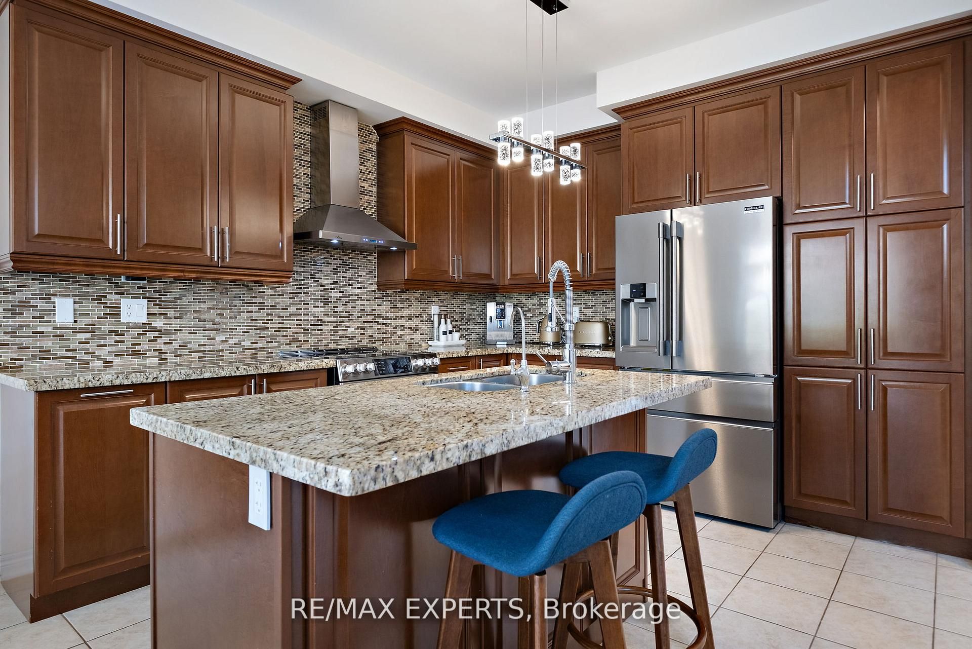 40 Heron Hollow Avenue Property Photo 16