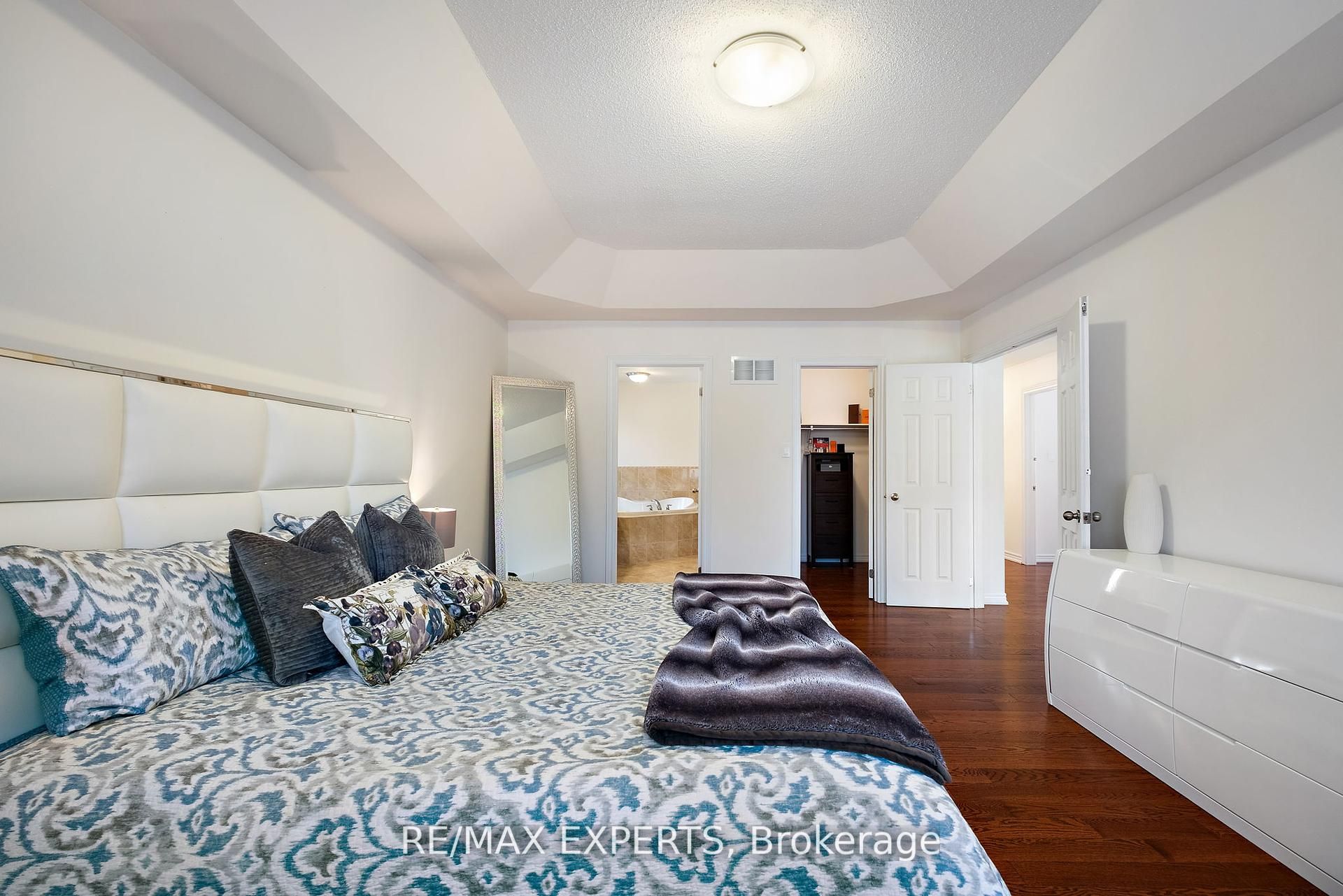 40 Heron Hollow Avenue Property Photo 30