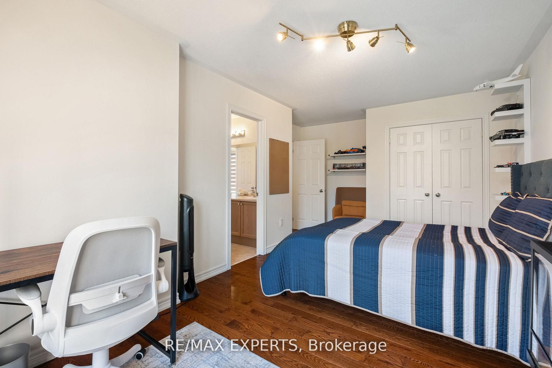 40 Heron Hollow Avenue Property Photo 32