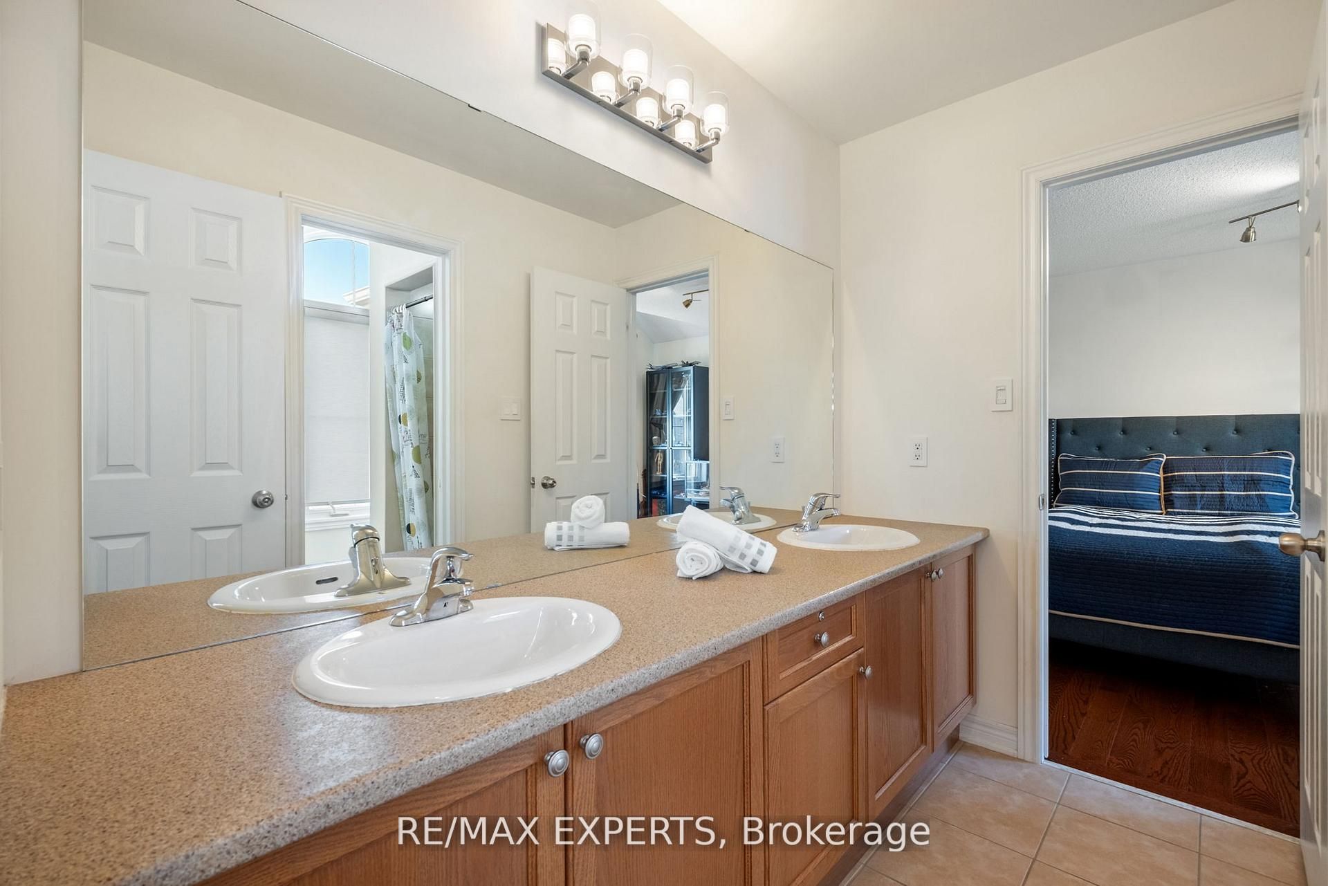 40 Heron Hollow Avenue Property Photo 34