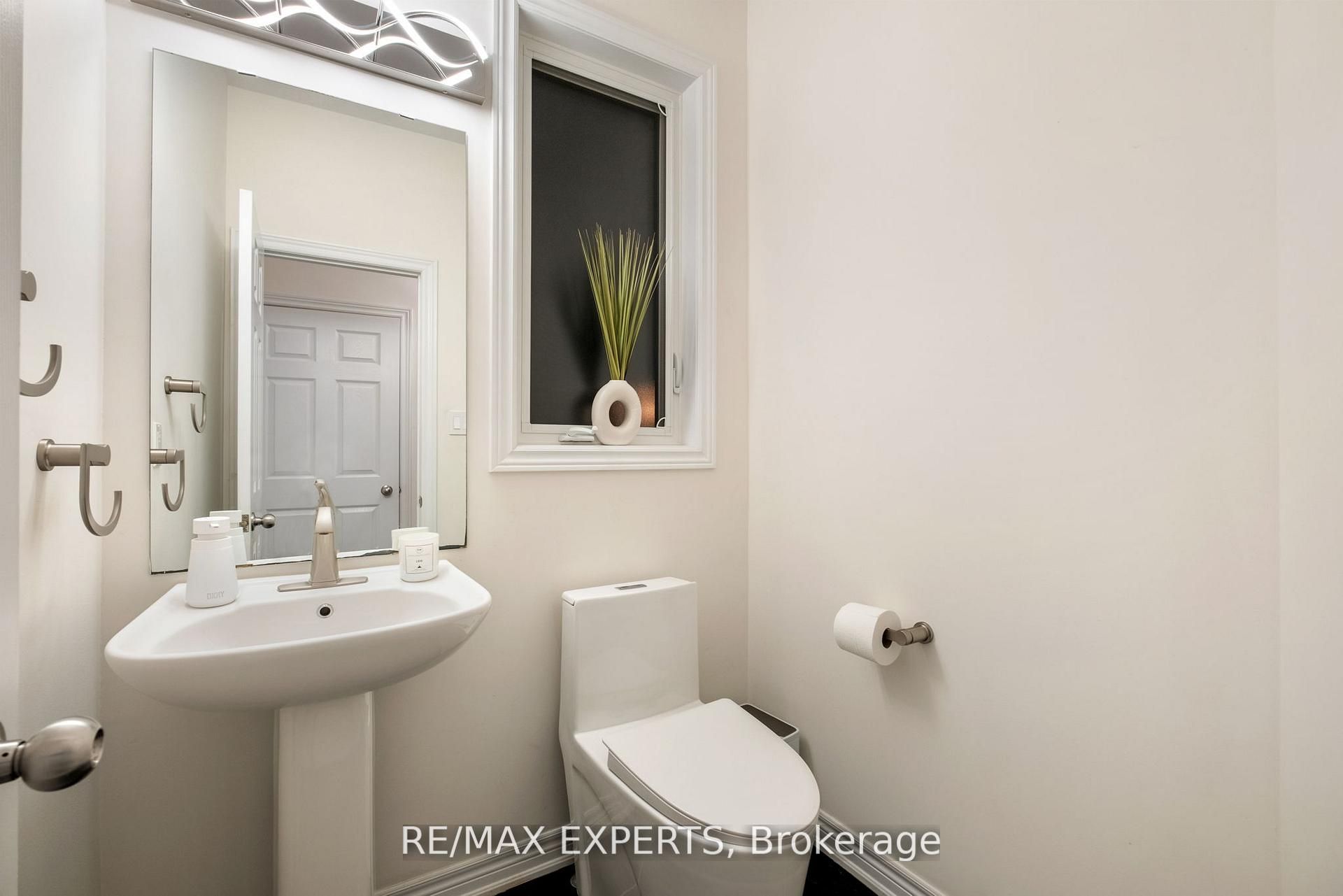 40 Heron Hollow Avenue Property Photo 39