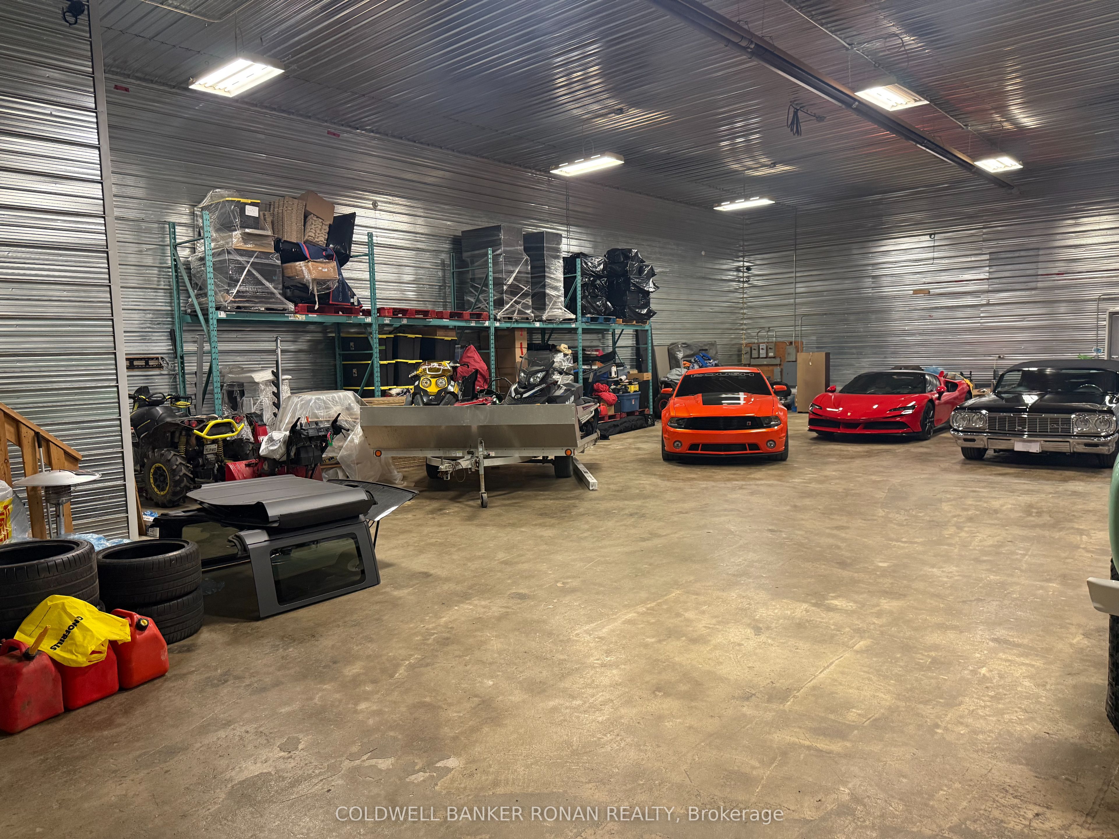 19877 Bathurst St Property Photo 1