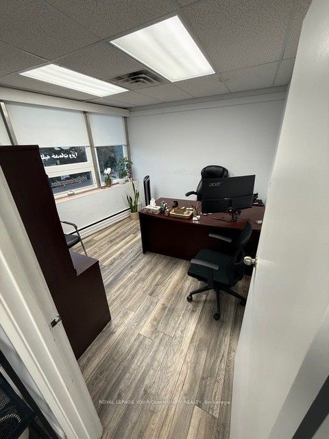 10212 Yonge Street 206 Property Photo 5