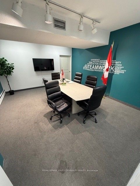 10212 Yonge Street 206 Property Photo 10