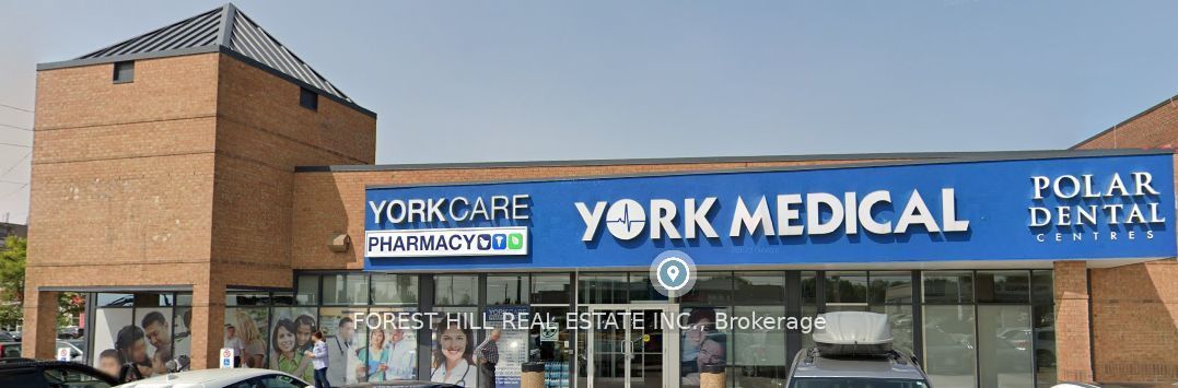 10660 Yonge St Property Photo 1