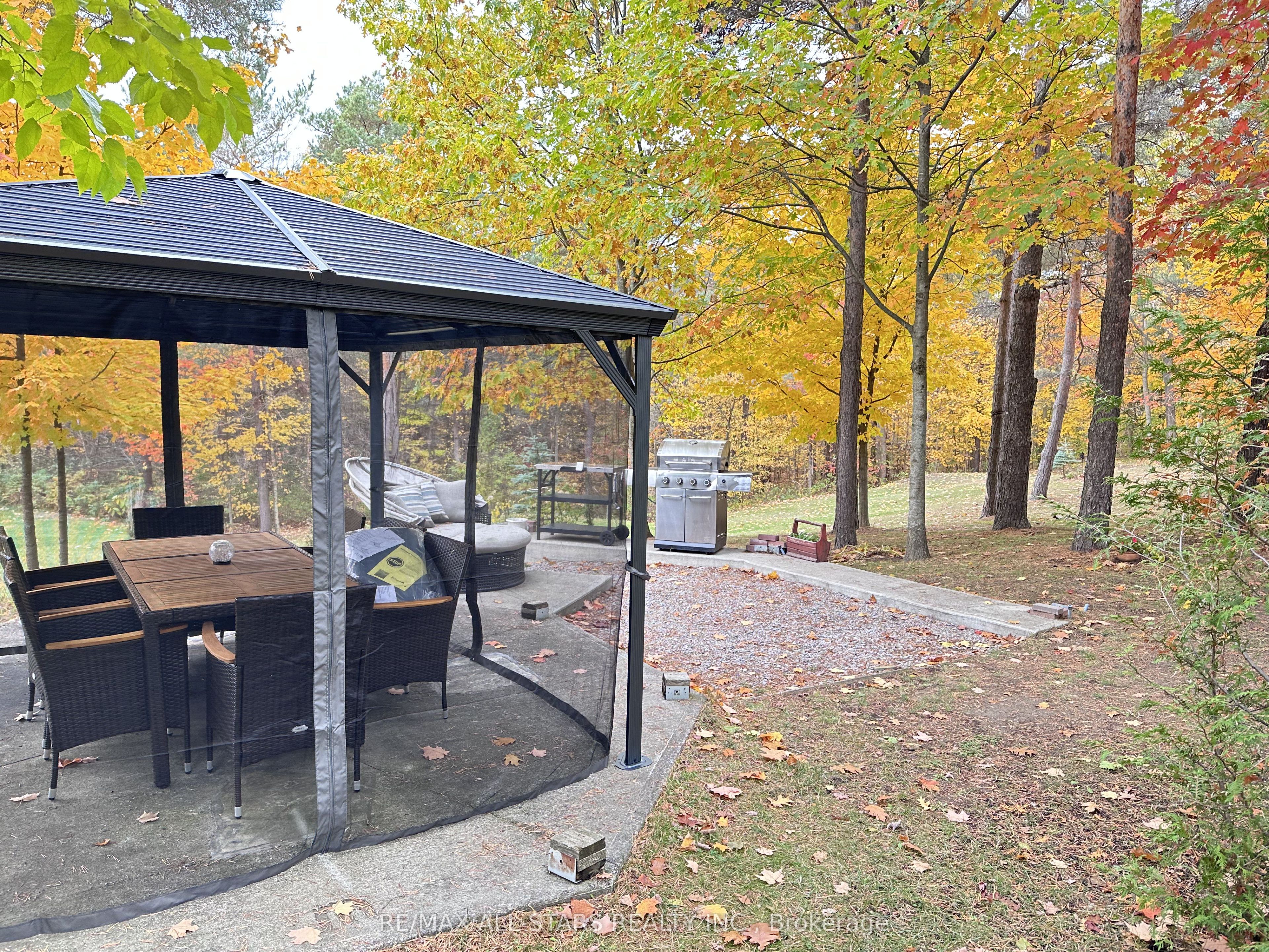 26 Cranborne Chase Property Photo 7