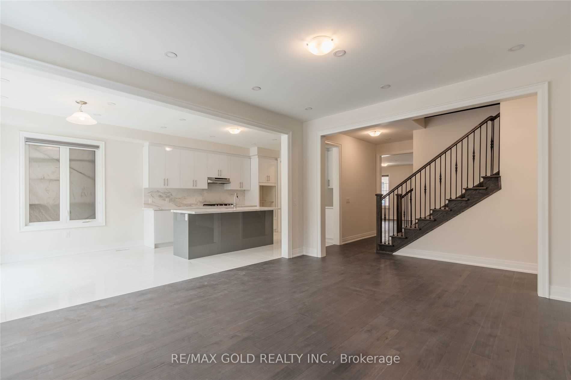 20 Bill Guy Drive Upper Level Property Photo 12