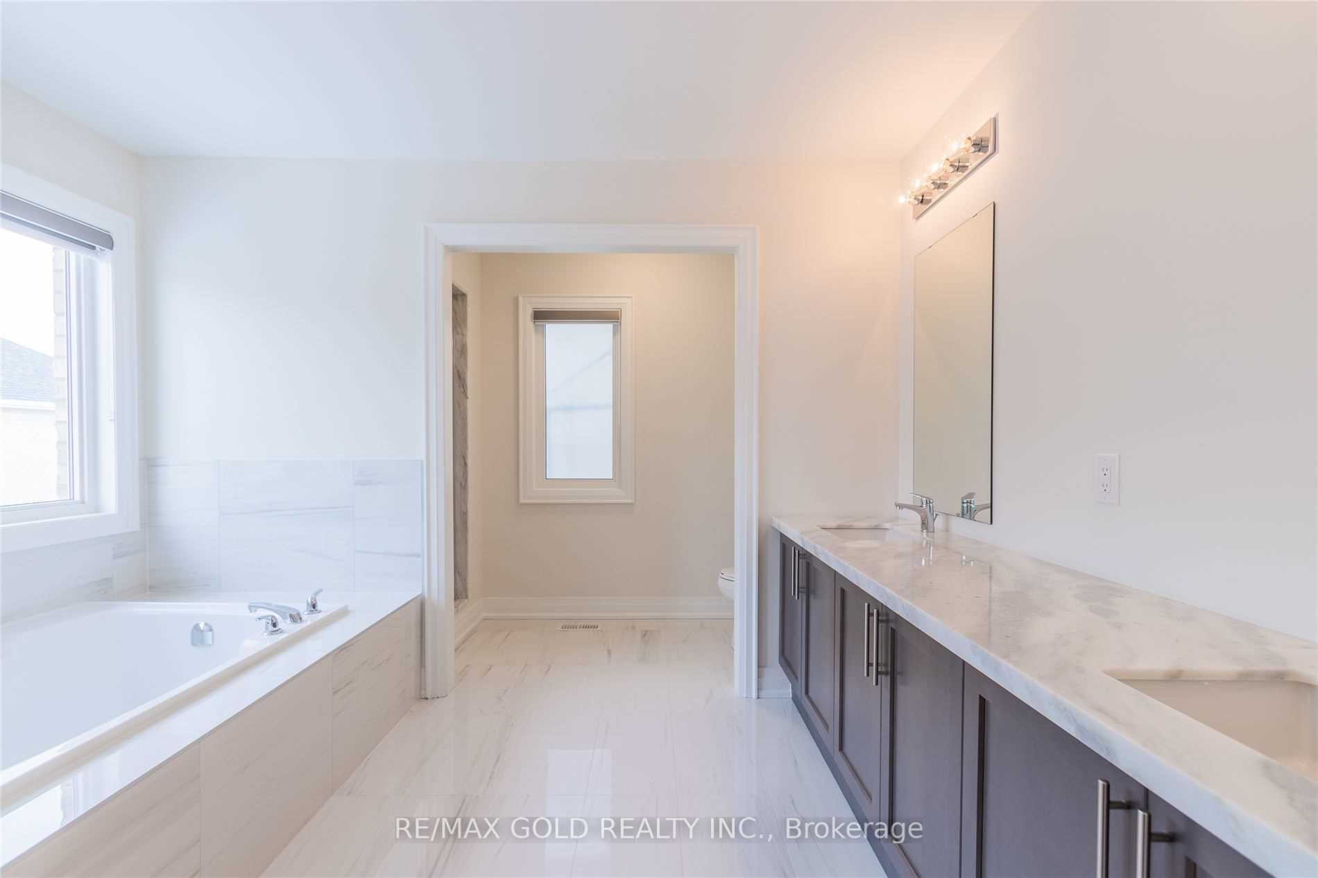 20 Bill Guy Drive Upper Level Property Photo 37