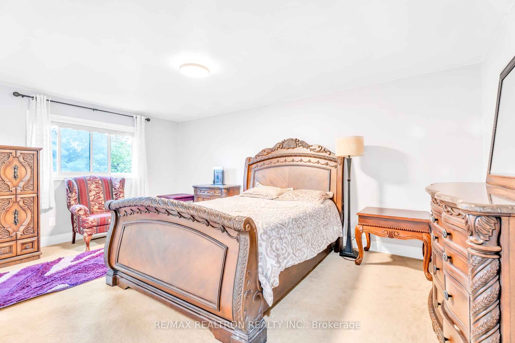 111 Devins Drive Property Photo 15