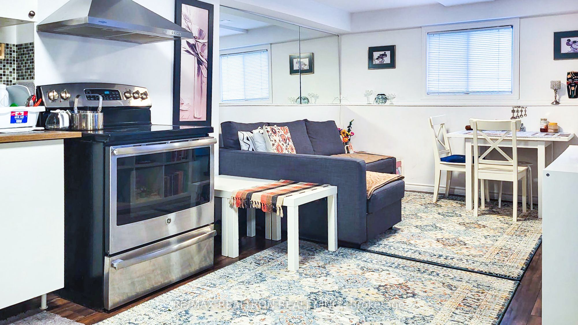 111 Devins Drive Property Photo 40