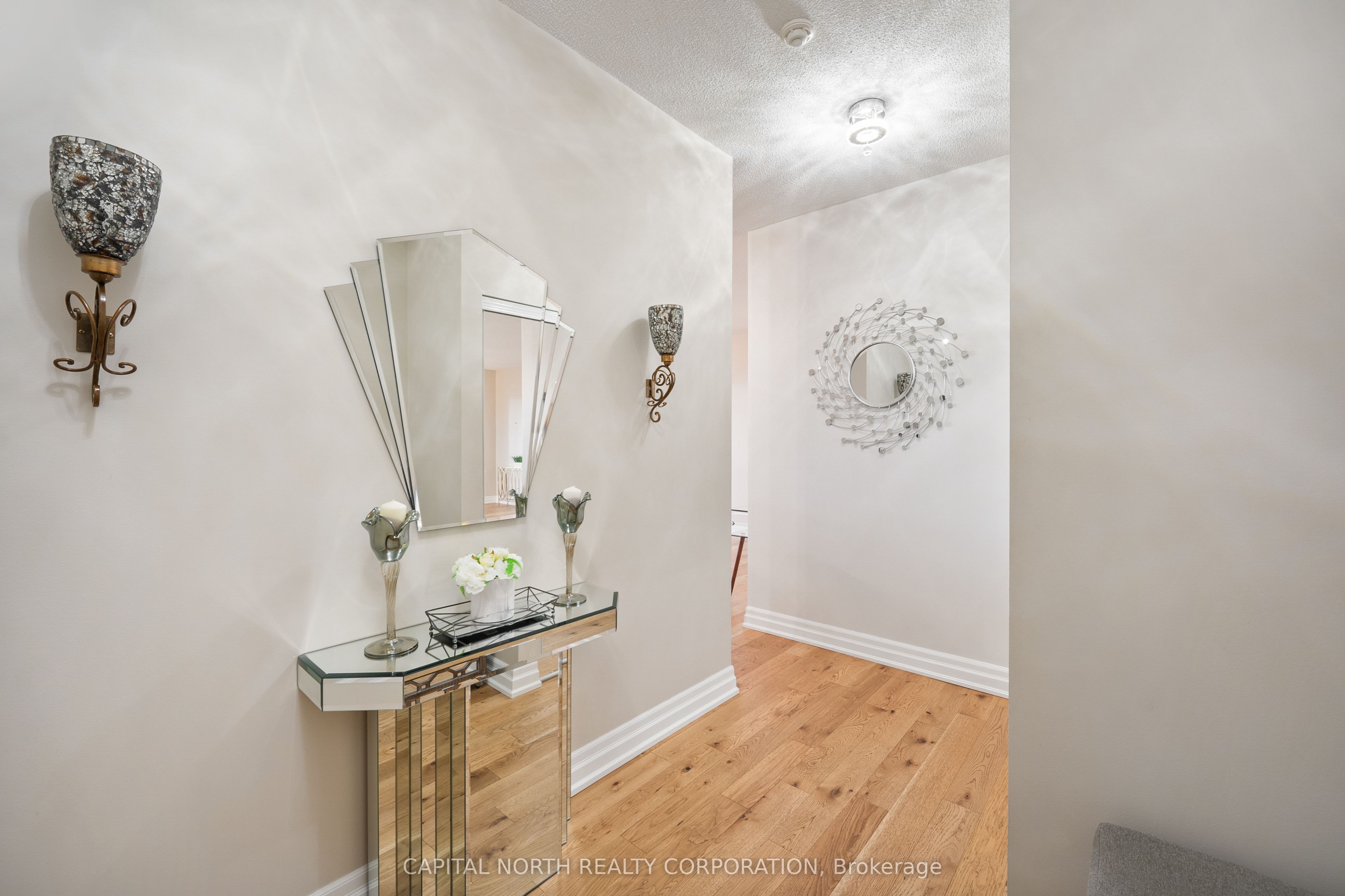 9245 Jane Street 611 Property Photo 8