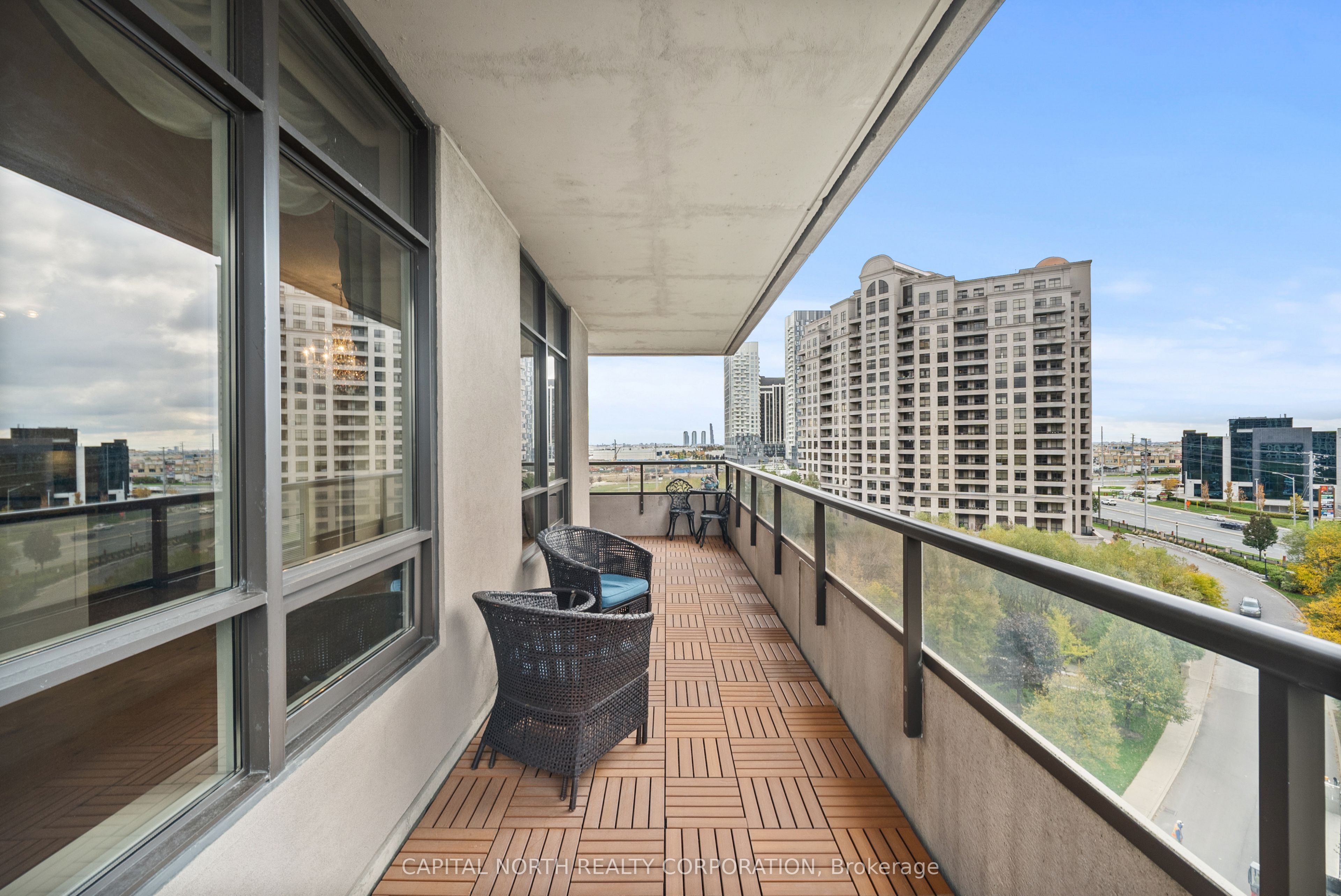 9245 Jane Street 611 Property Photo 33