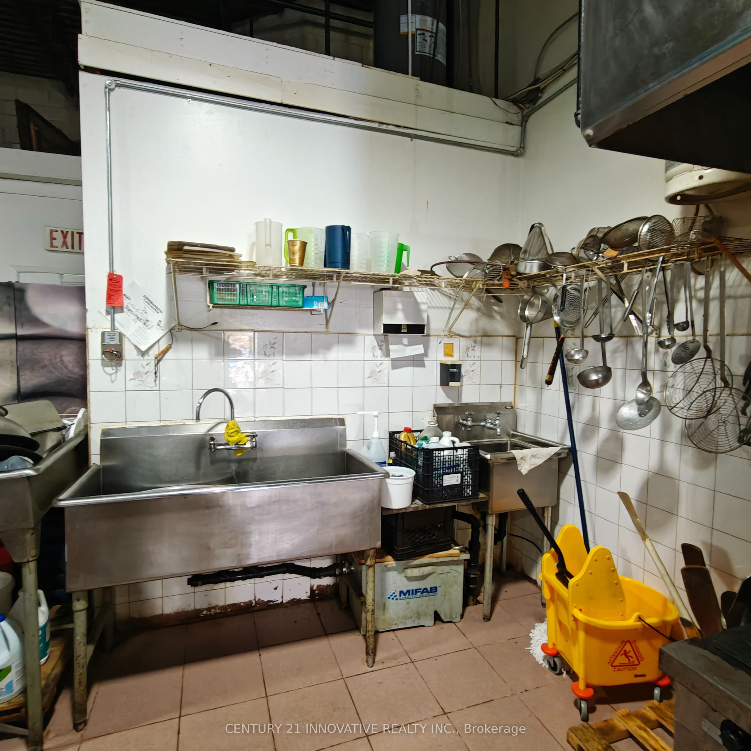 588 Edward Ave Avenue 38 Property Photo 1