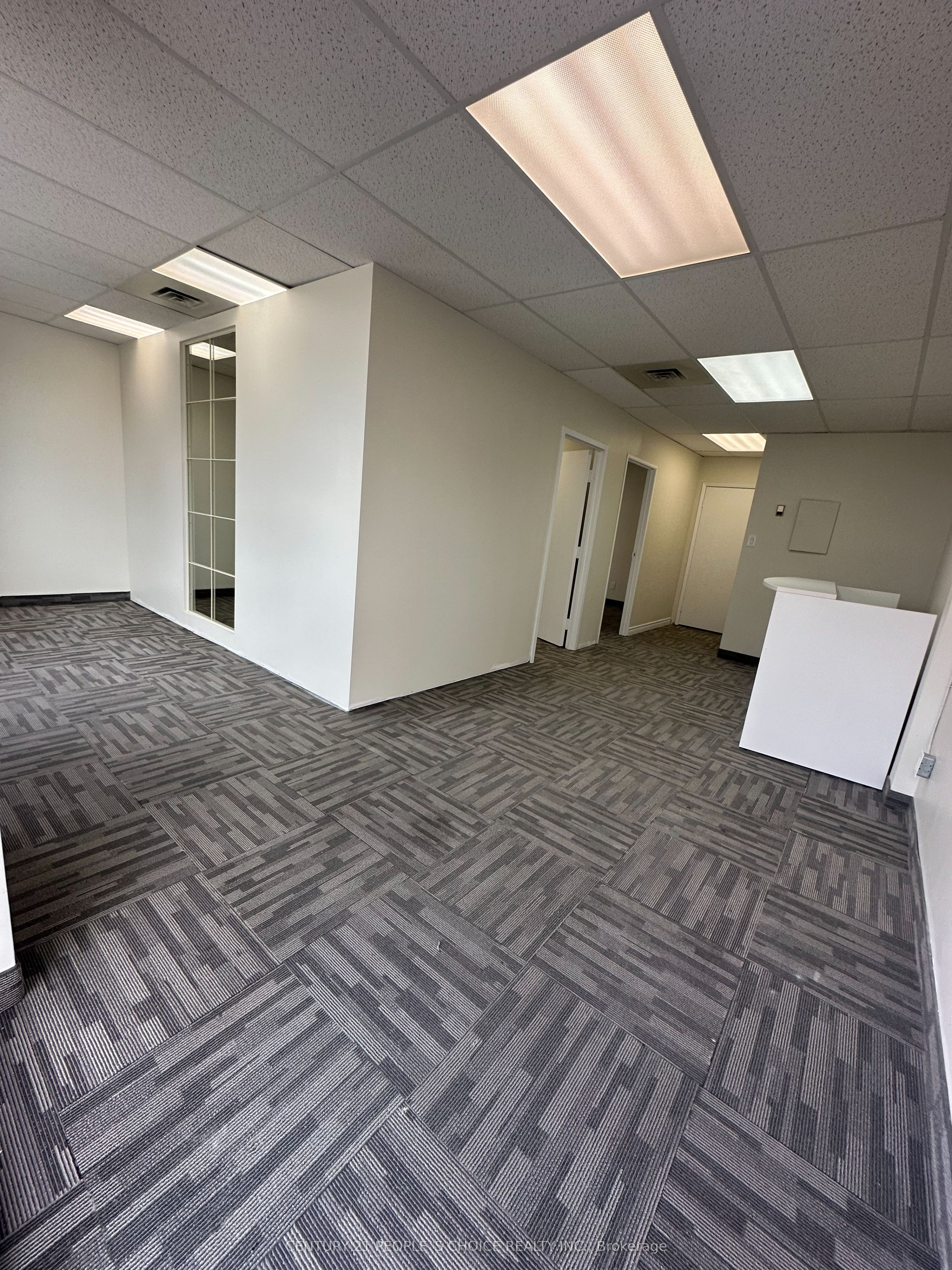 6 Director Court E 108 Property Photo 3