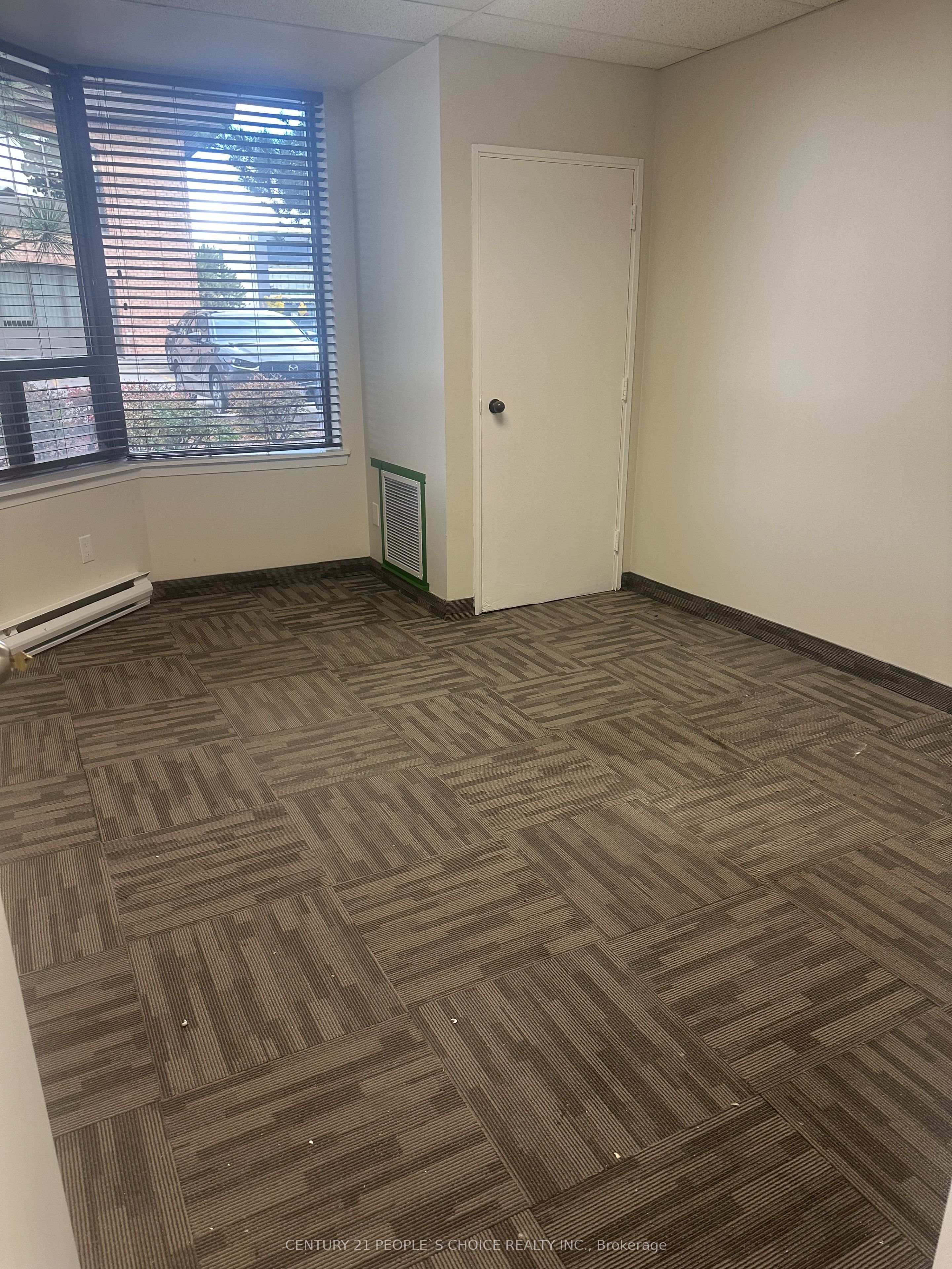 6 Director Court E 108 Property Photo 7