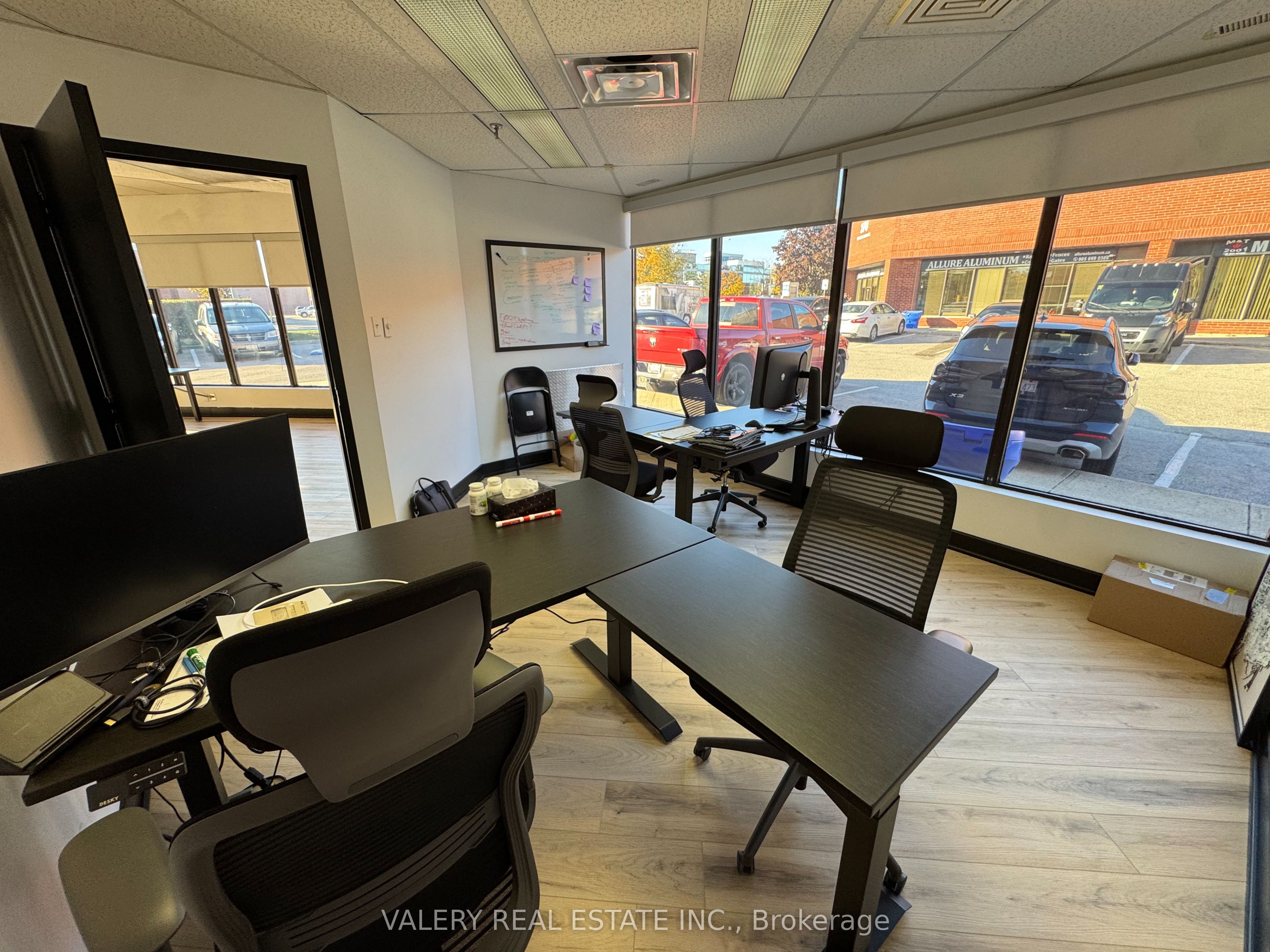 390 Edgeley Boulevard 18 Property Photo 31