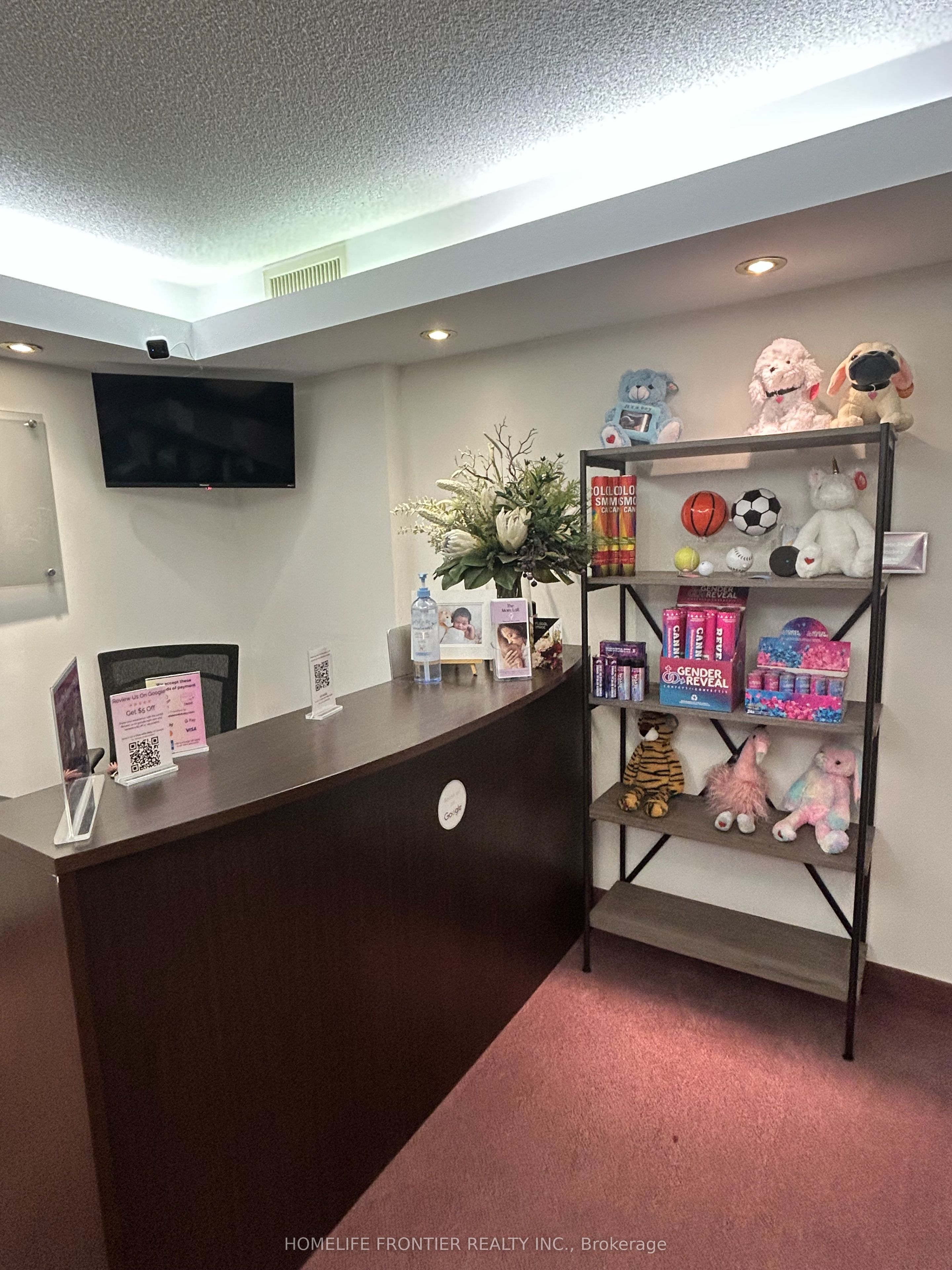 390 Davis Dr Property Photo 7