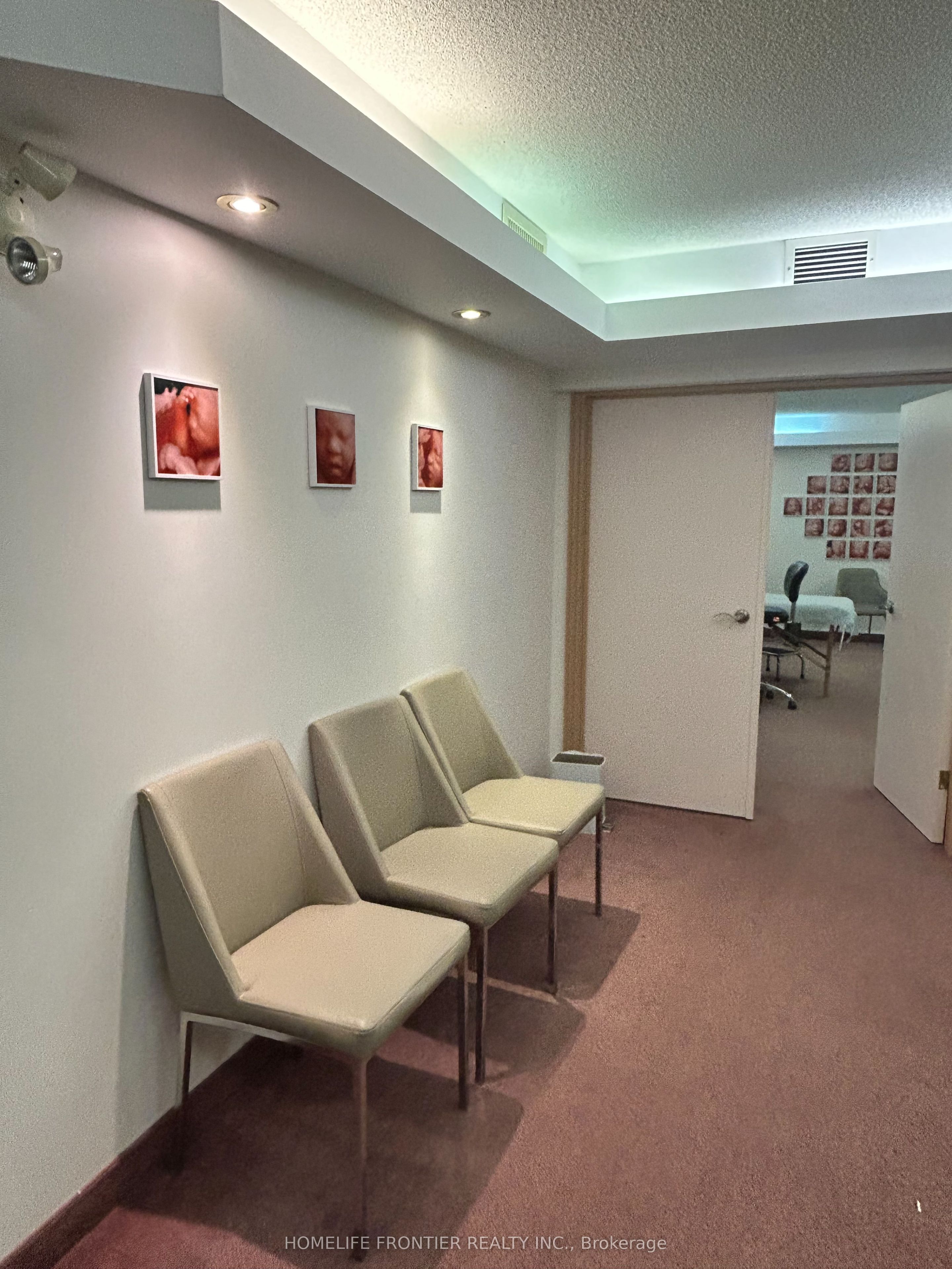 390 Davis Dr Property Photo 8