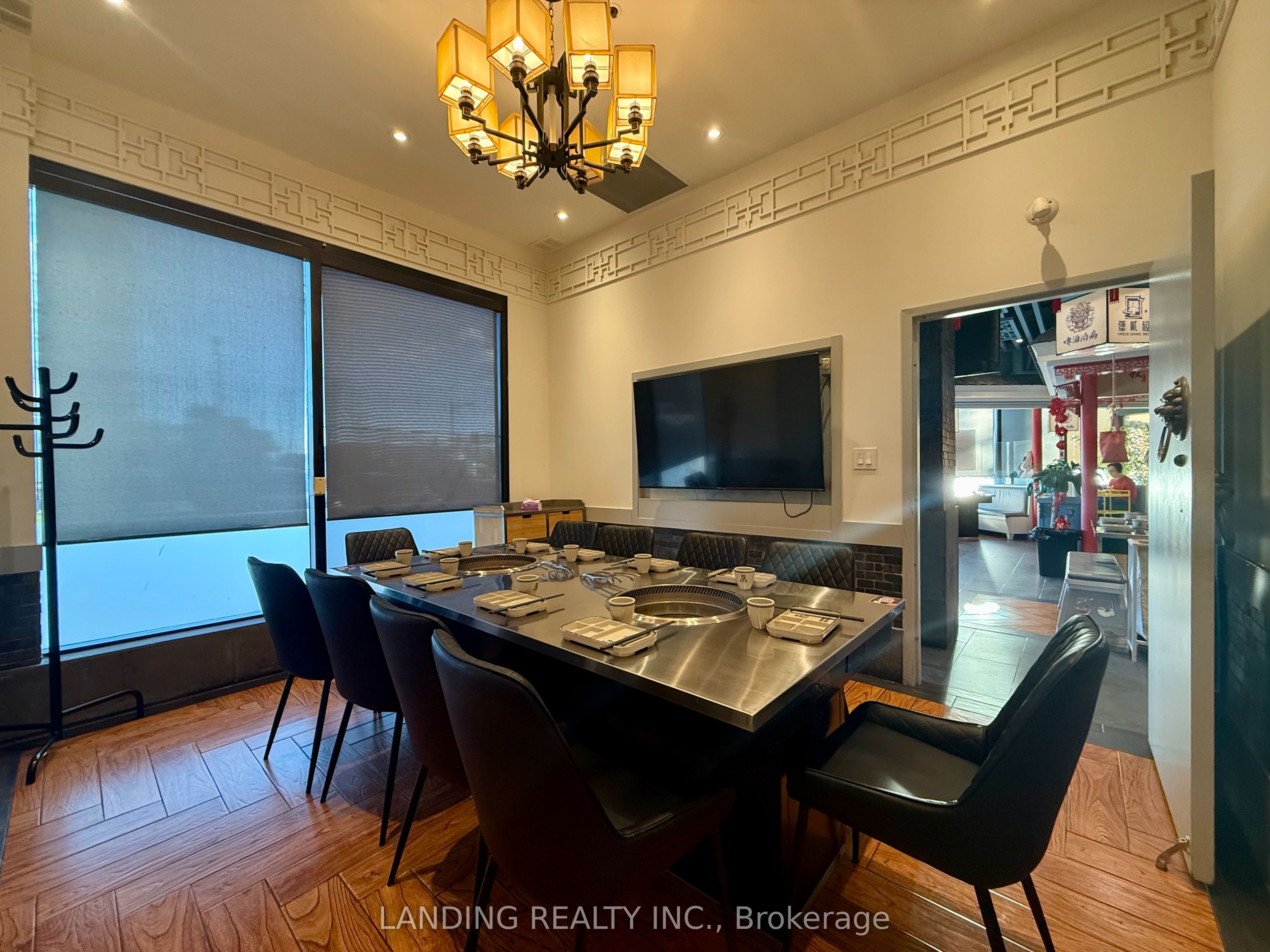 350 Highway 7 E N/a 104-105 Property Photo 14