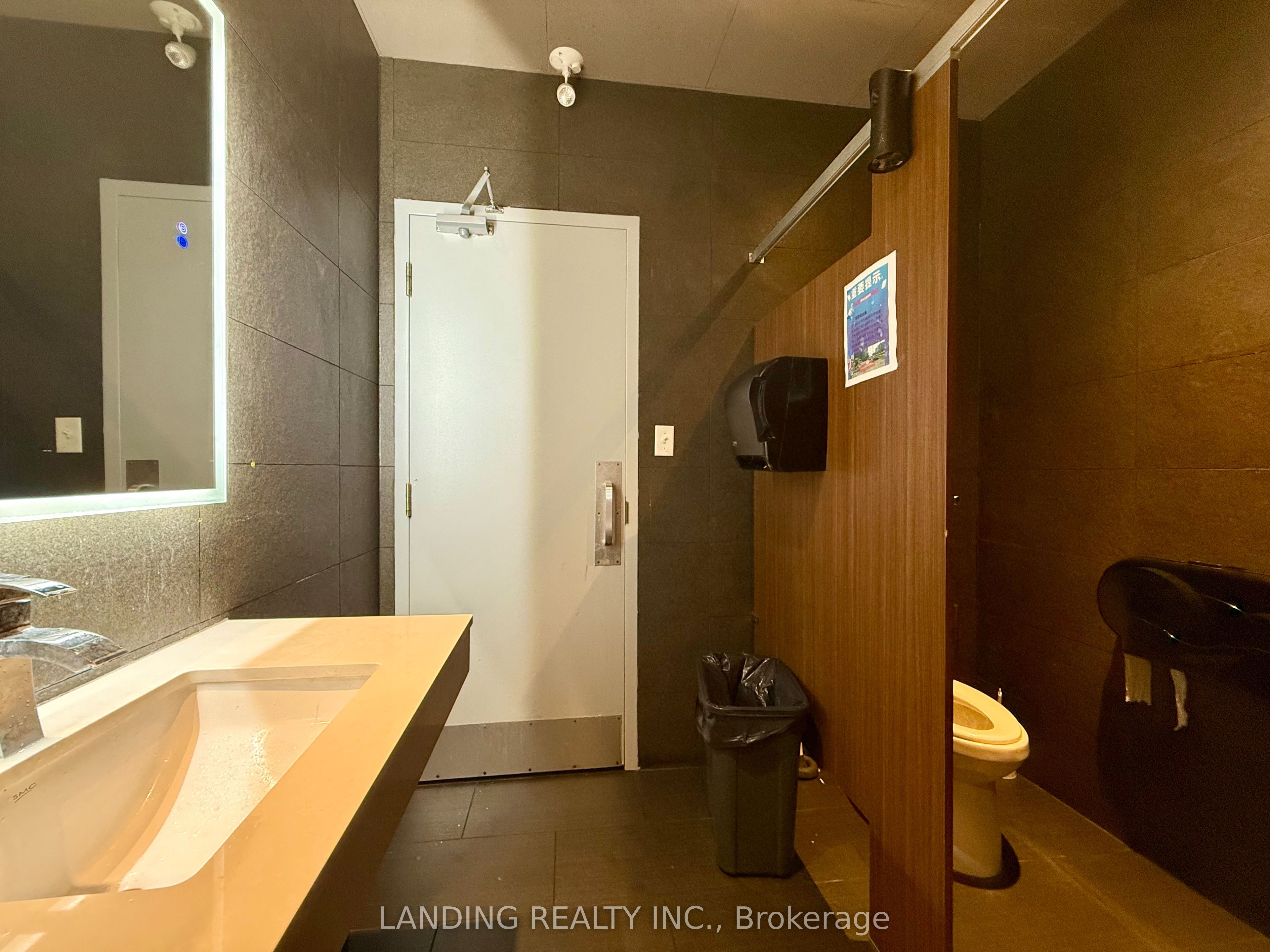 350 Highway 7 E N/a 104-105 Property Photo 16