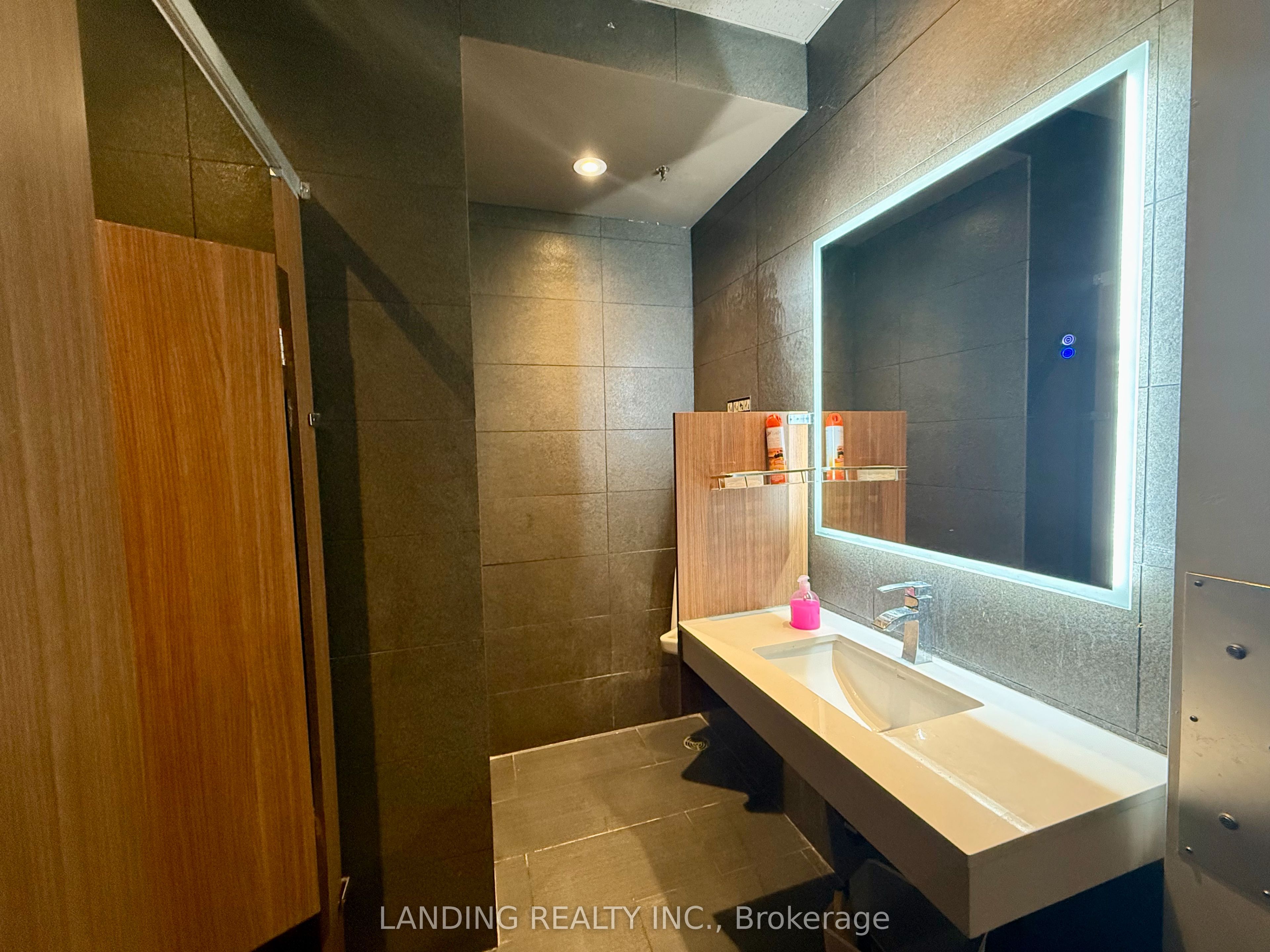 350 Highway 7 E N/a 104-105 Property Photo 17