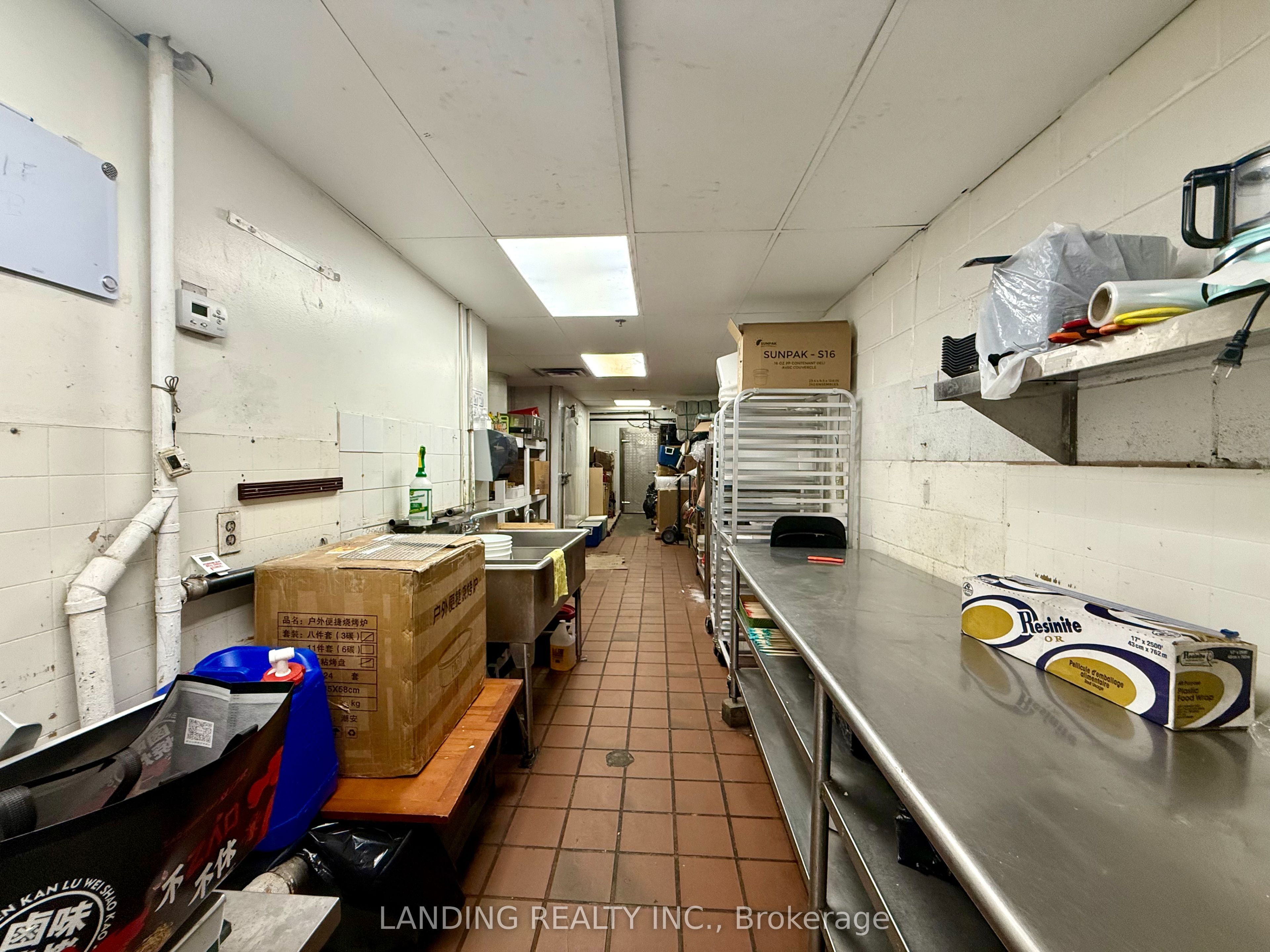 350 Highway 7 E N/a 104-105 Property Photo 21