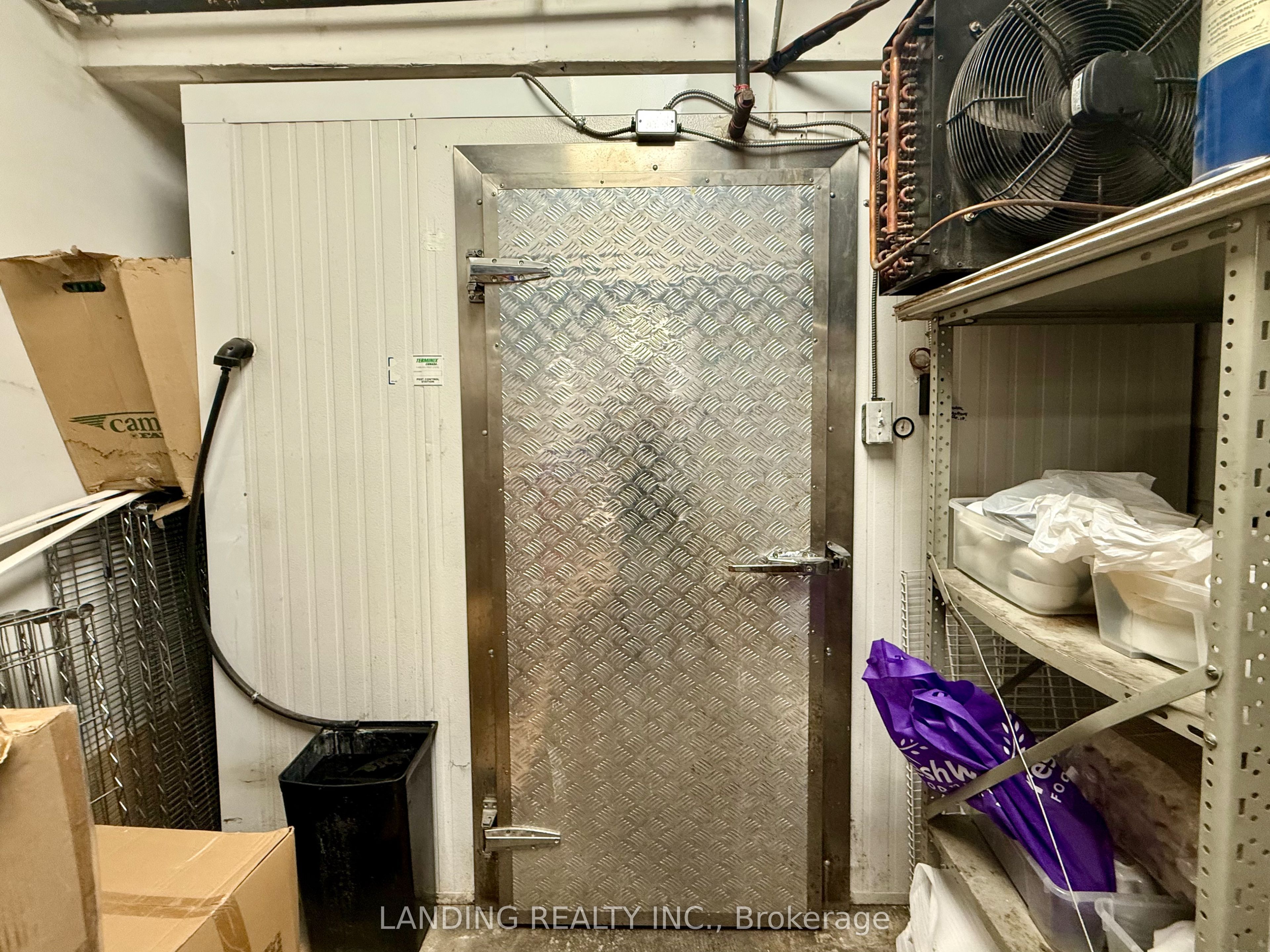 350 Highway 7 E N/a 104-105 Property Photo 23