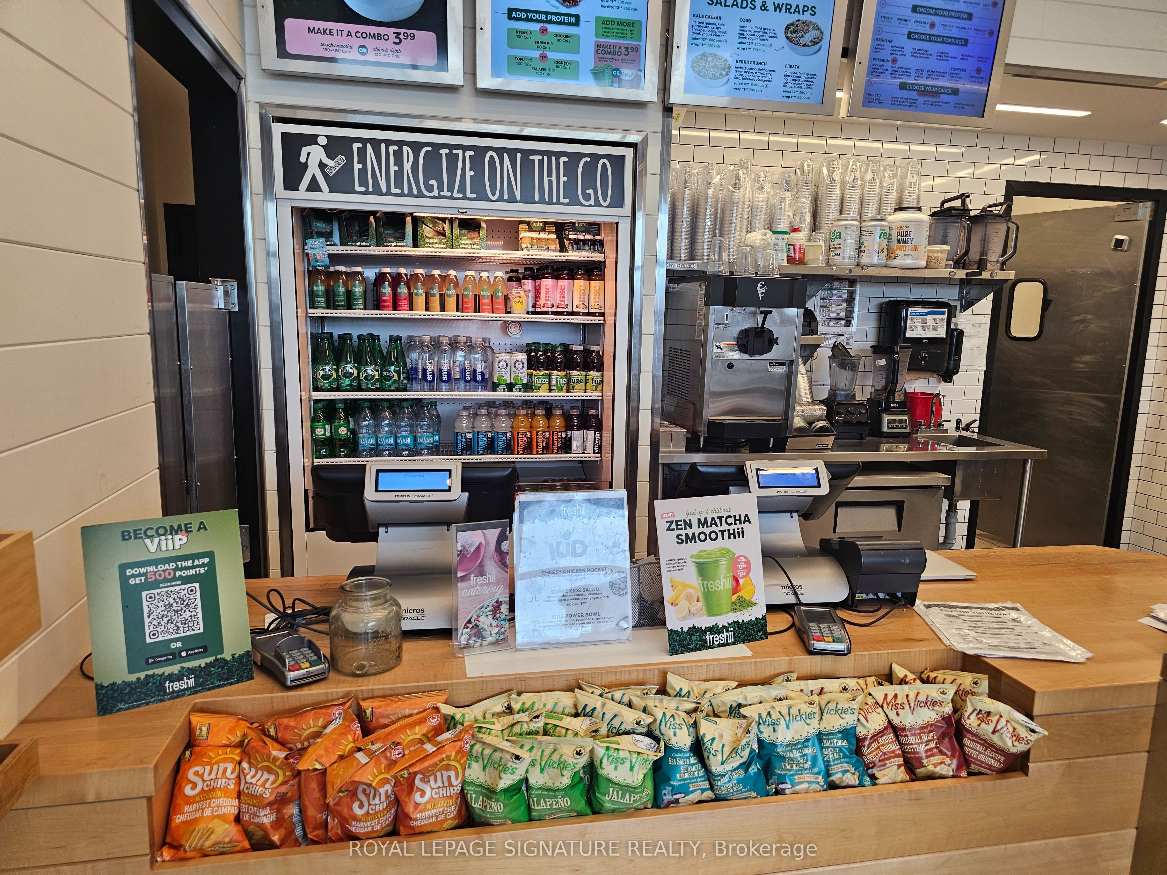 1484 Innisfil Beach Rd Property Photo 10