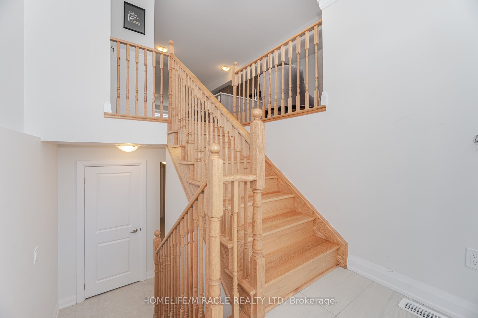 151 Seguin Street Property Photo 32