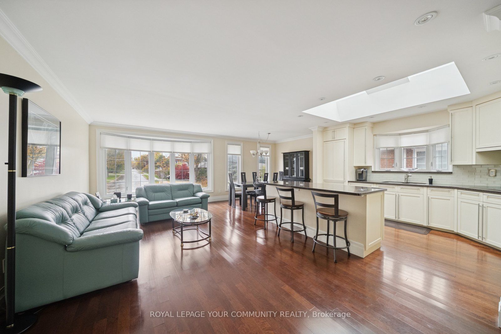 402 Palmer Avenue Property Photo 5