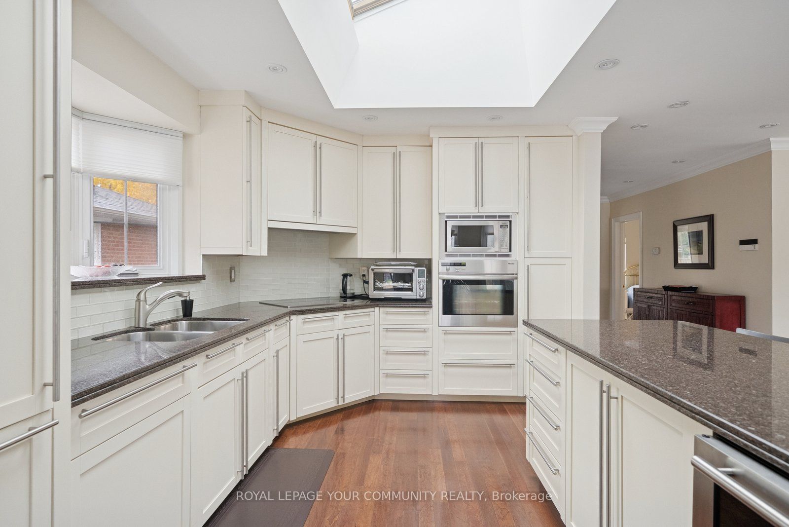 402 Palmer Avenue Property Photo 9