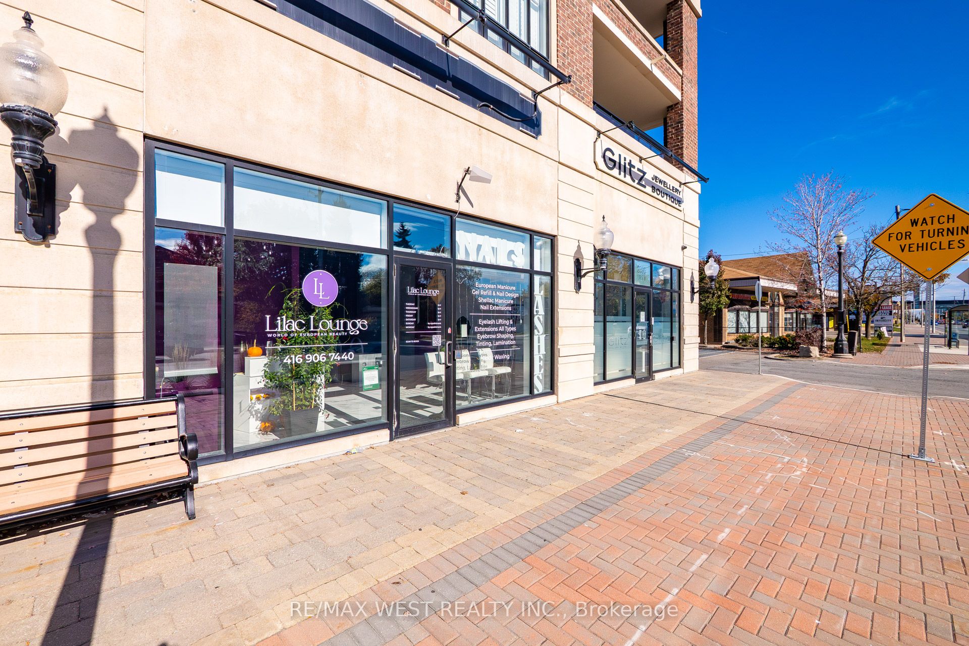 2396 Major Mackenzie Dr W Property Photo 7