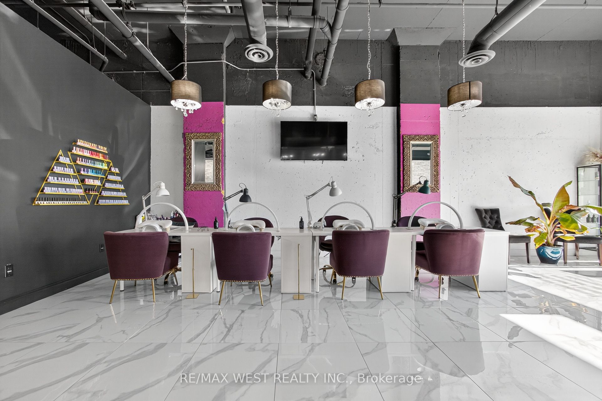 2396 Major Mackenzie Dr W Property Photo 14