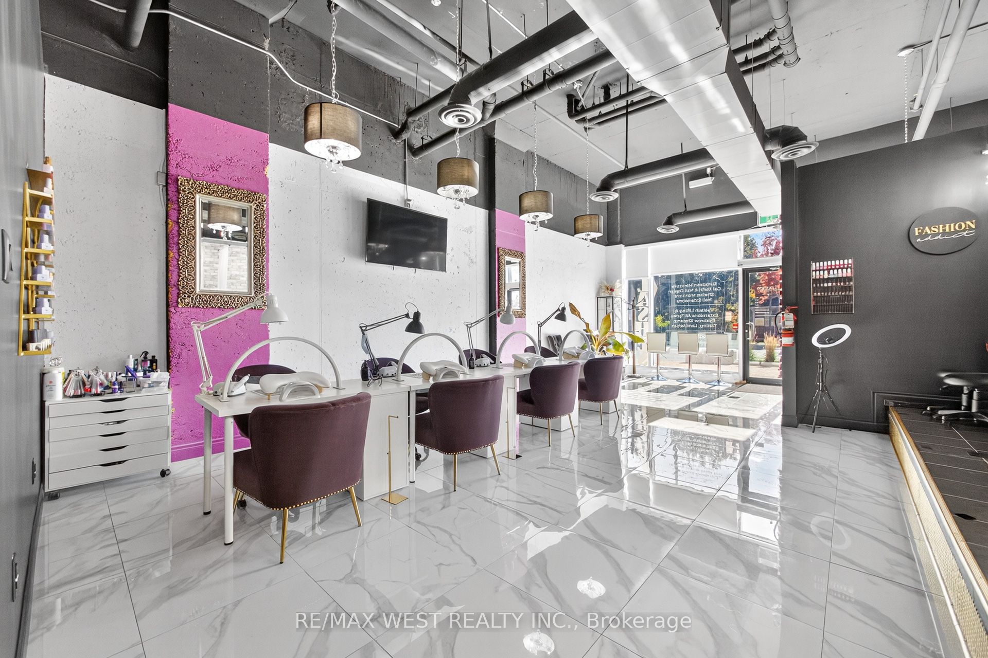 2396 Major Mackenzie Dr W Property Photo 15