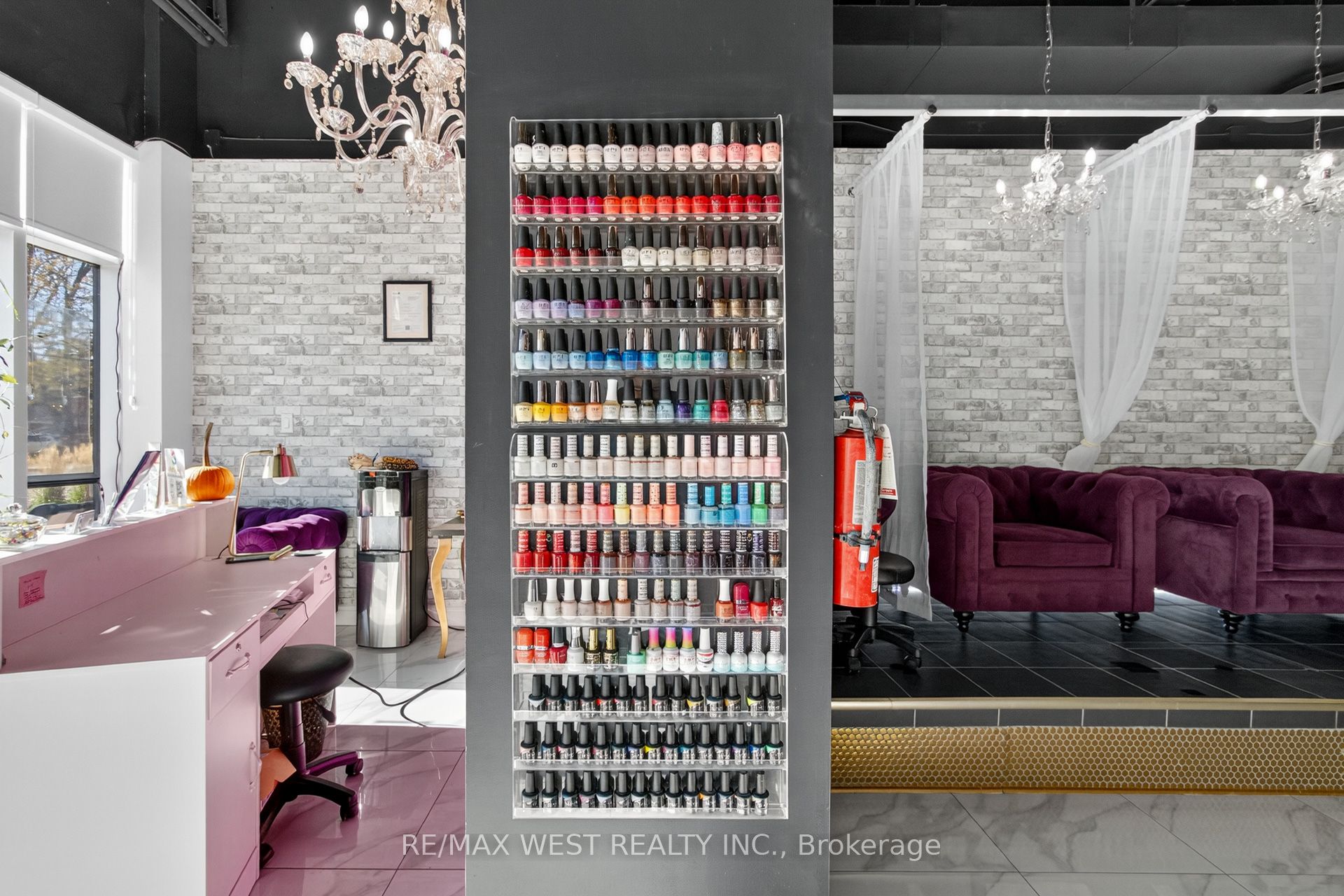 2396 Major Mackenzie Dr W Property Photo 21