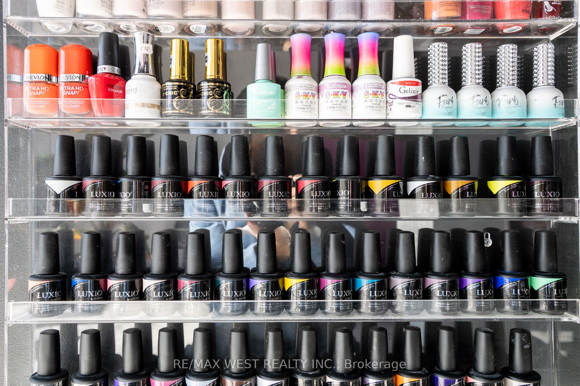 2396 Major Mackenzie Dr W Property Photo 24