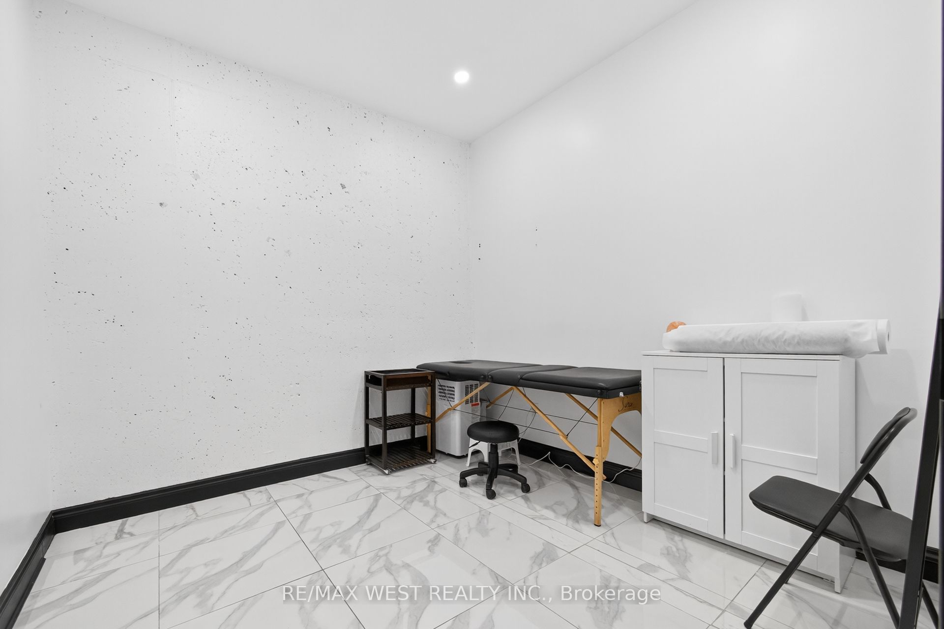 2396 Major Mackenzie Dr W Property Photo 31