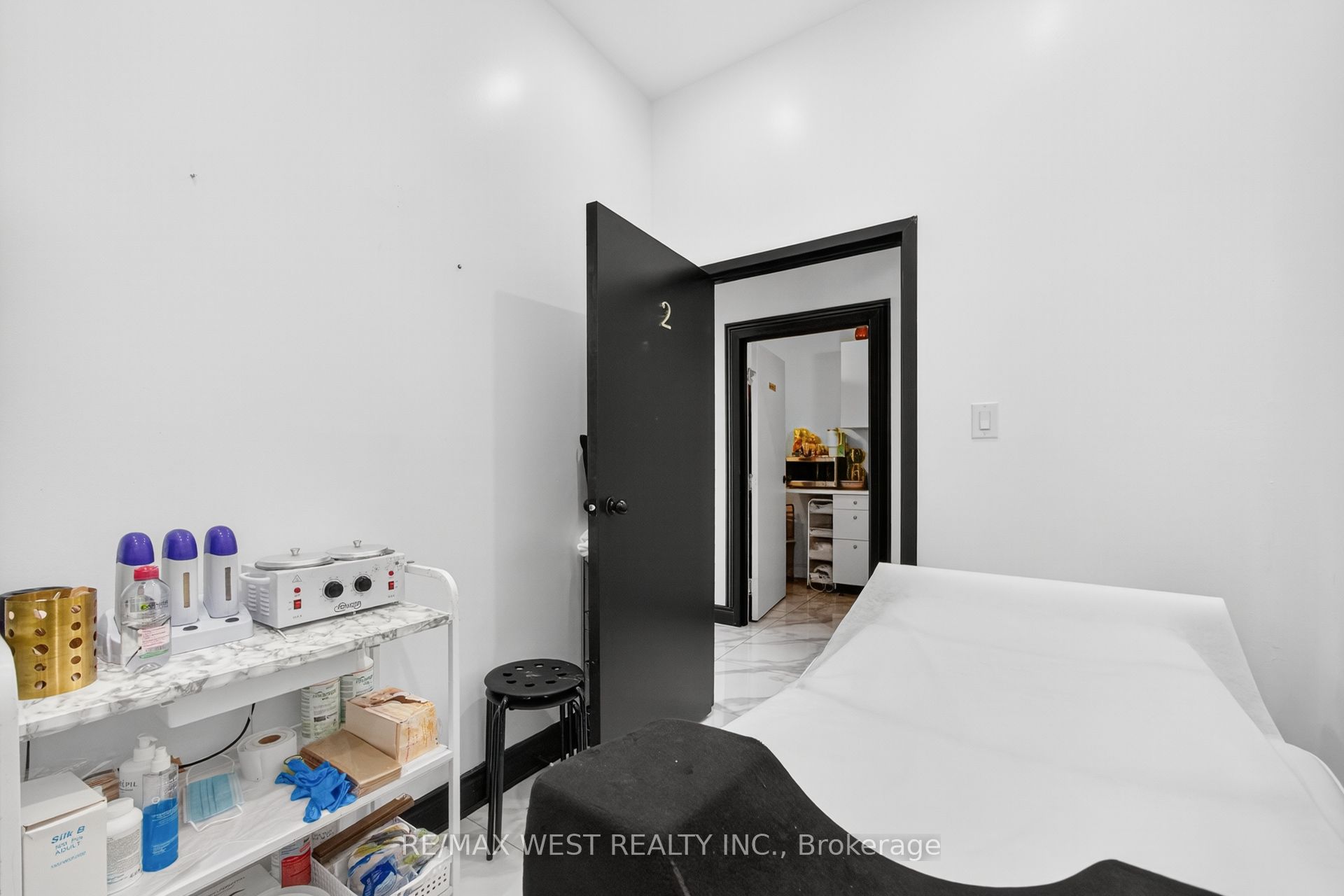 2396 Major Mackenzie Dr W Property Photo 34